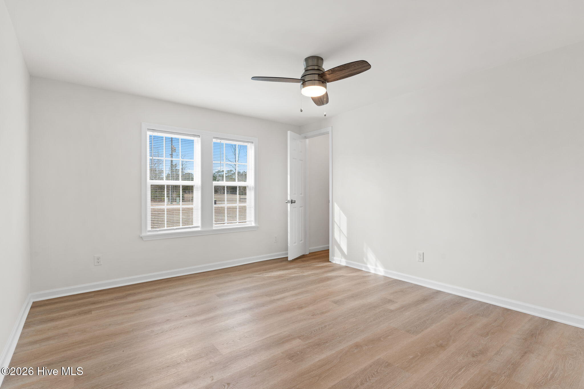 100551725 | Photo 28