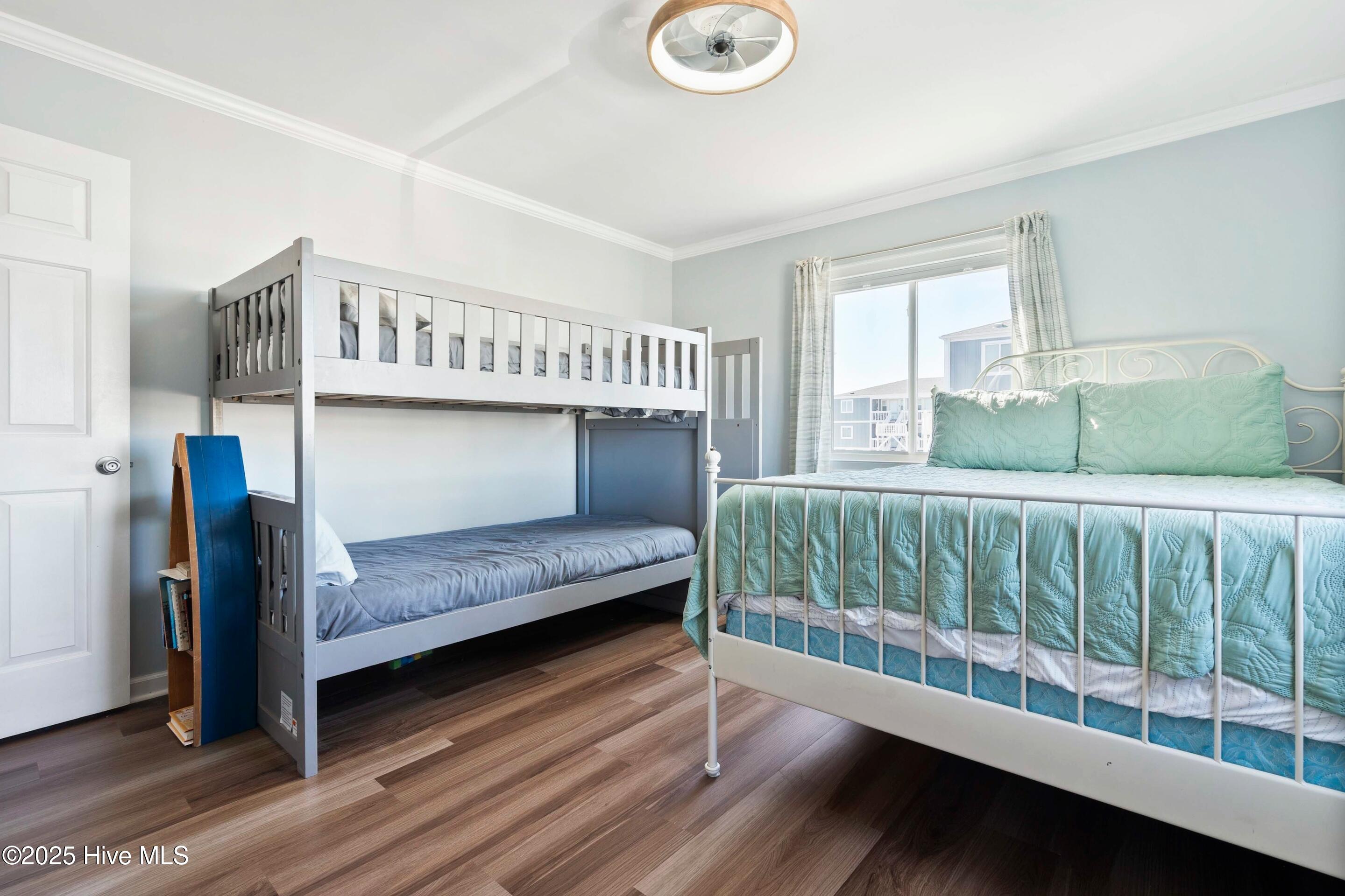 100543240 | Photo 26