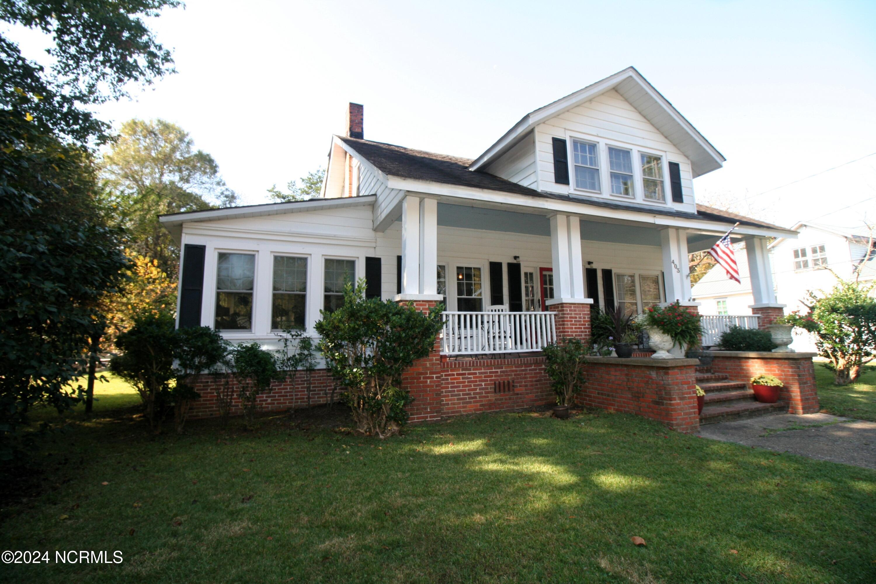 Homes for sale in Plymouth, NC | 403 Washington St, Plymouth, NC 27962 | MLS# 100473556