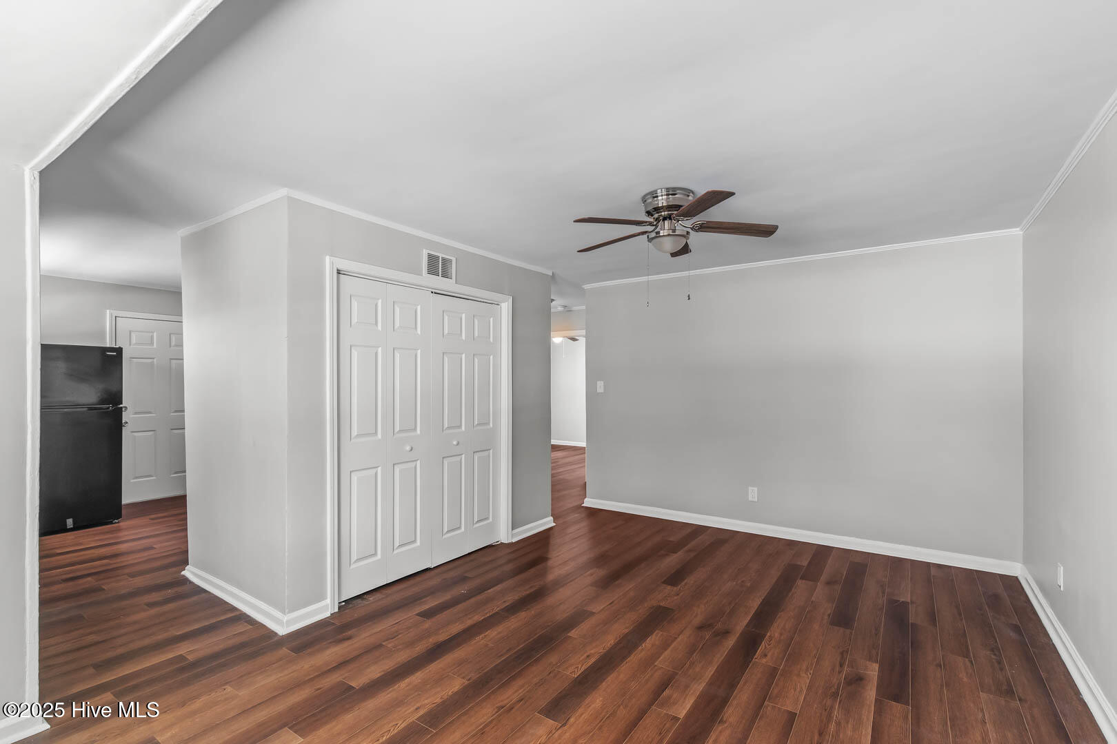 100532312 | Photo 35