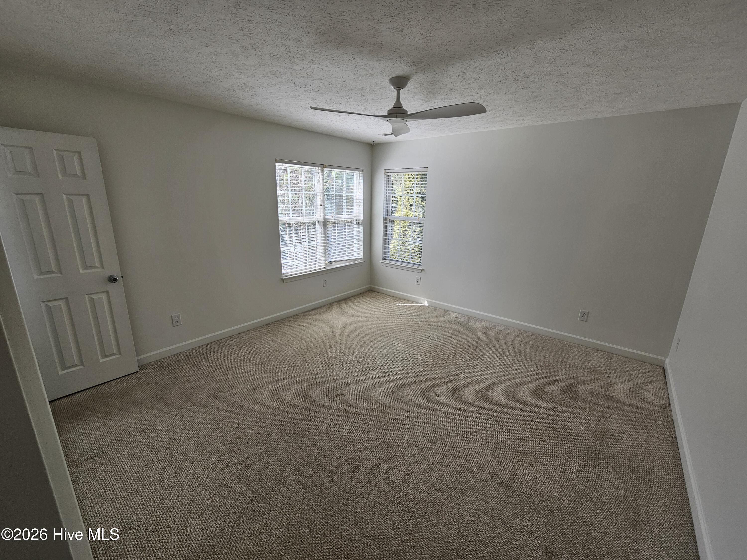 100557905 | Photo 22