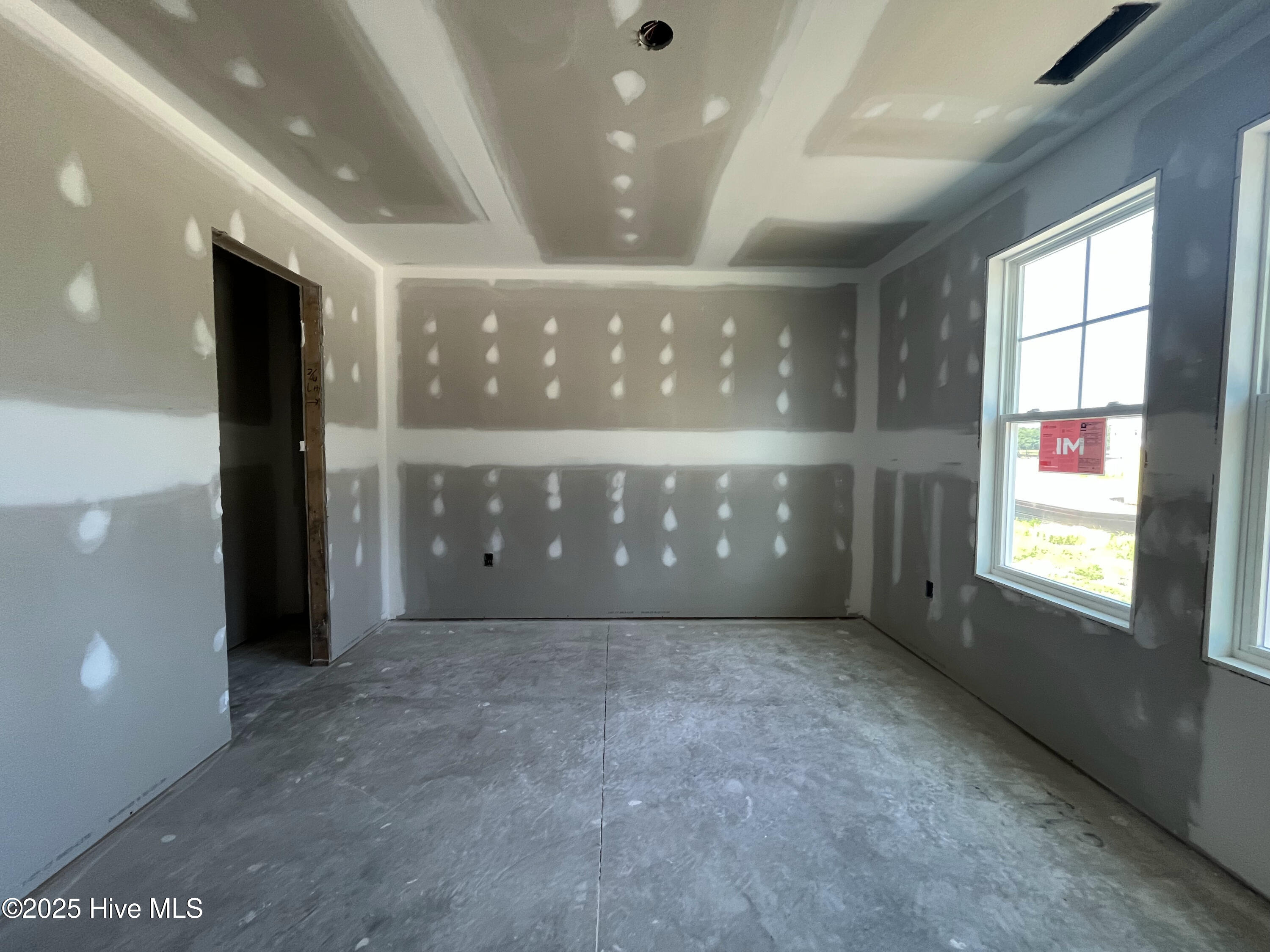 Lot 61 (06_20_25)(Bed 2)