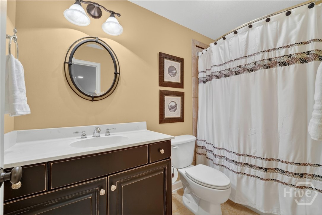 Media room full bath
