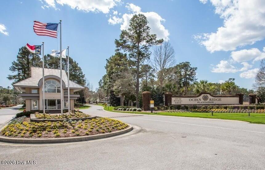 100566129 | Photo 48