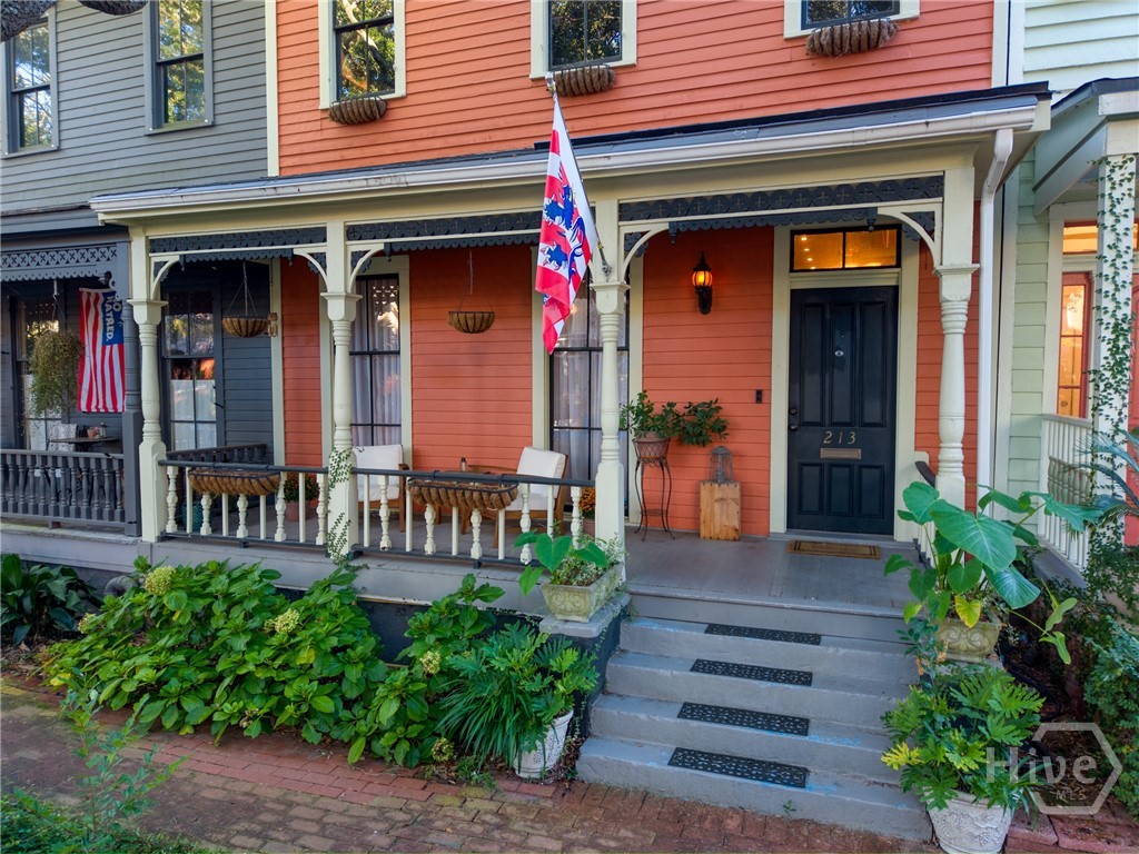 213 W Duffy Street, Savannah, GA, 31401
