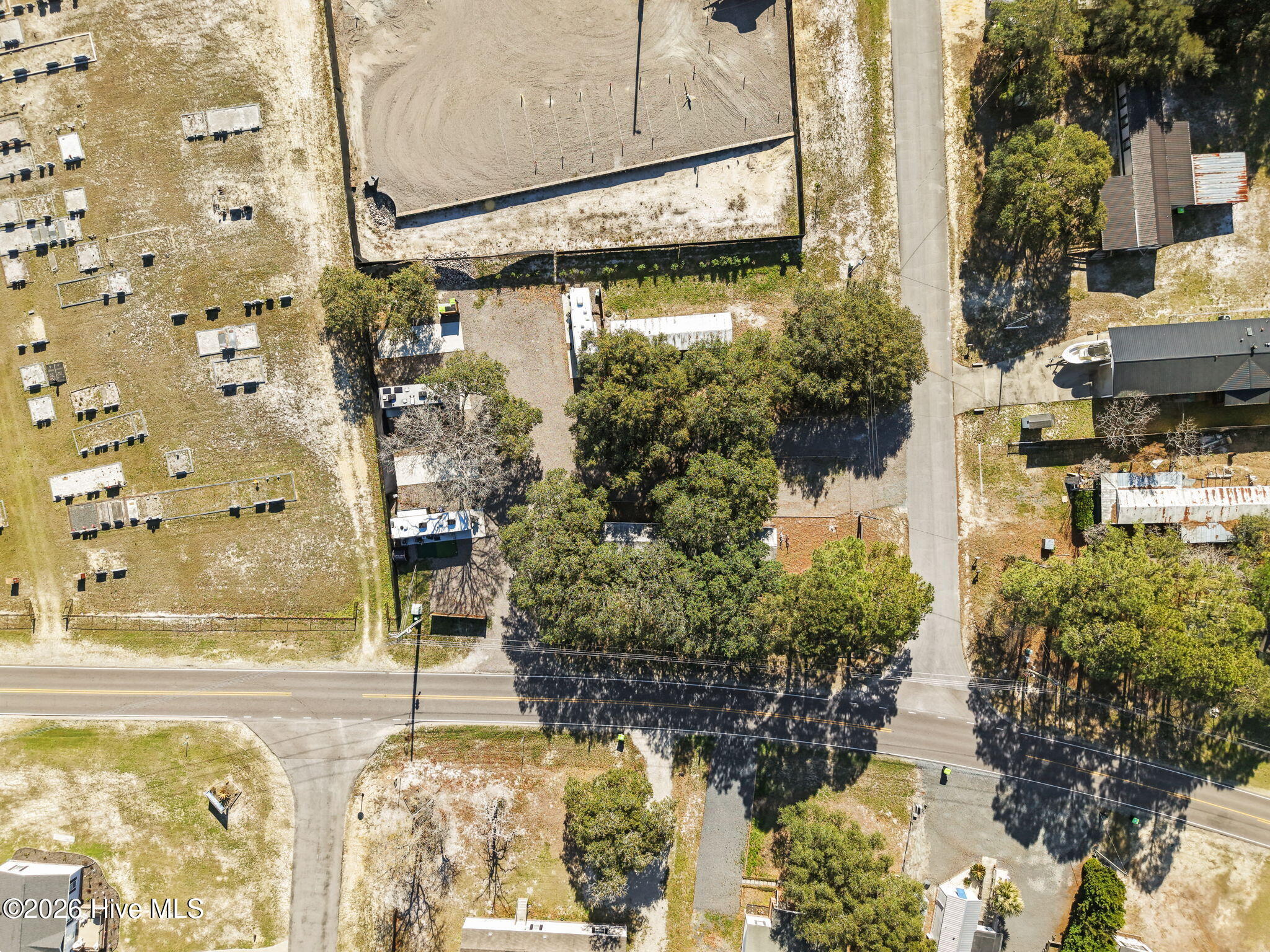 100561938 | Photo 25