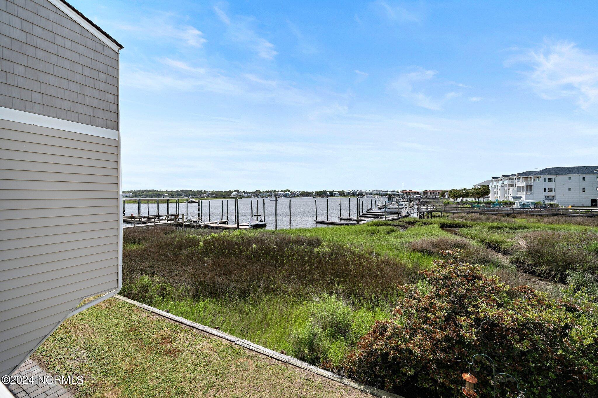 100491004 | Photo 40