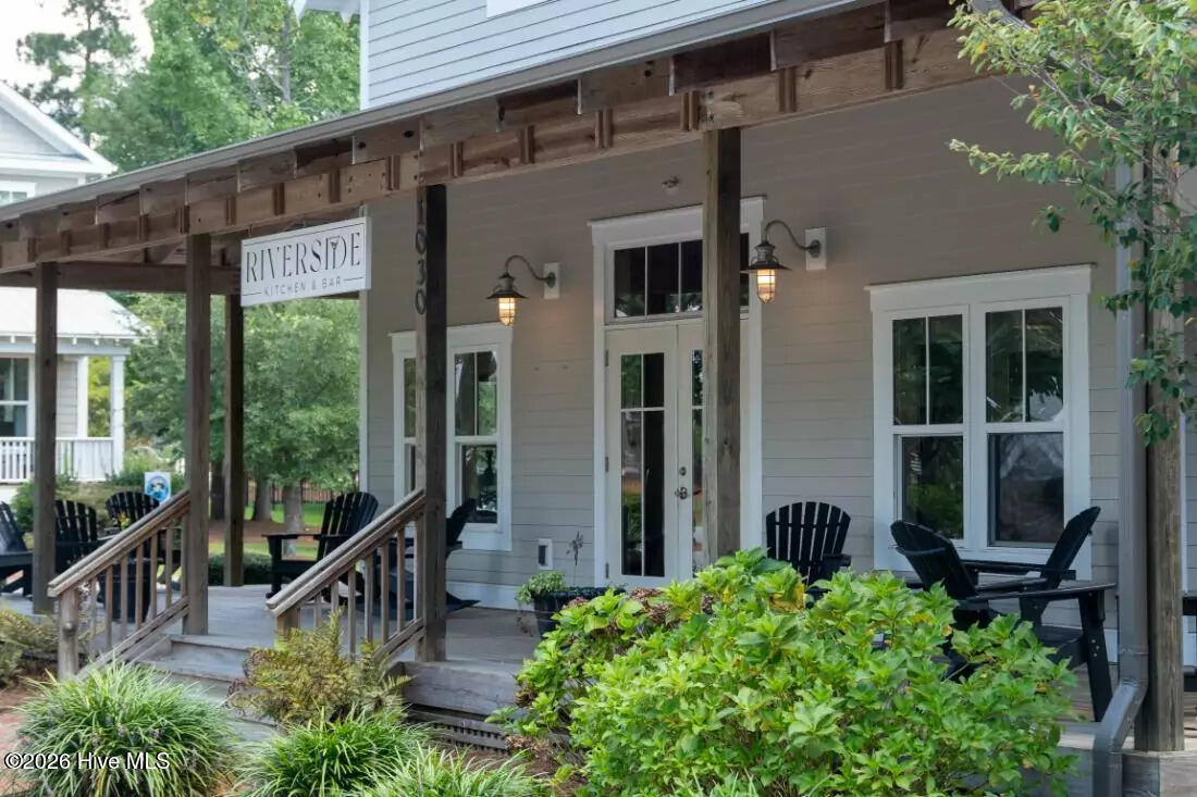 100568555 | Photo 57