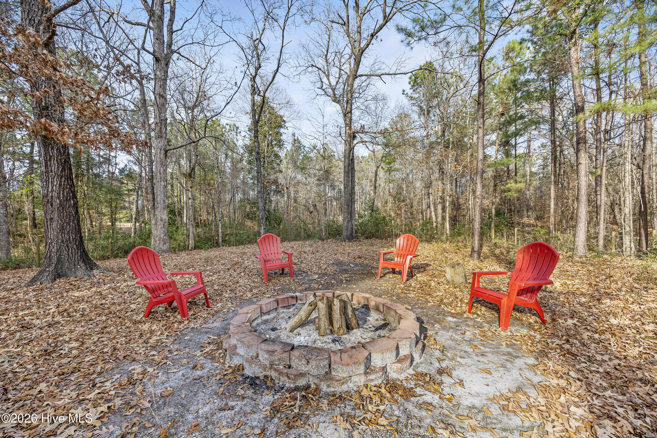 100547983 | Photo 44