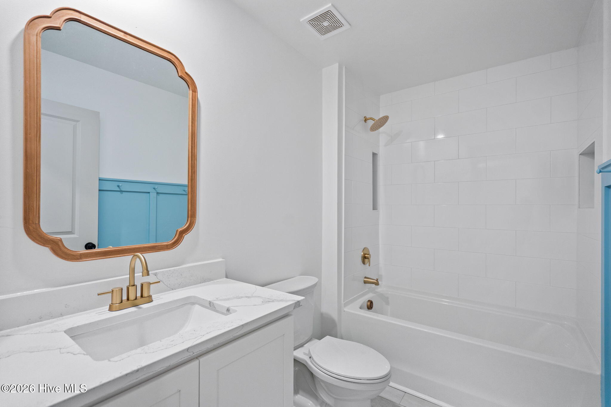 100555657 | Photo 10