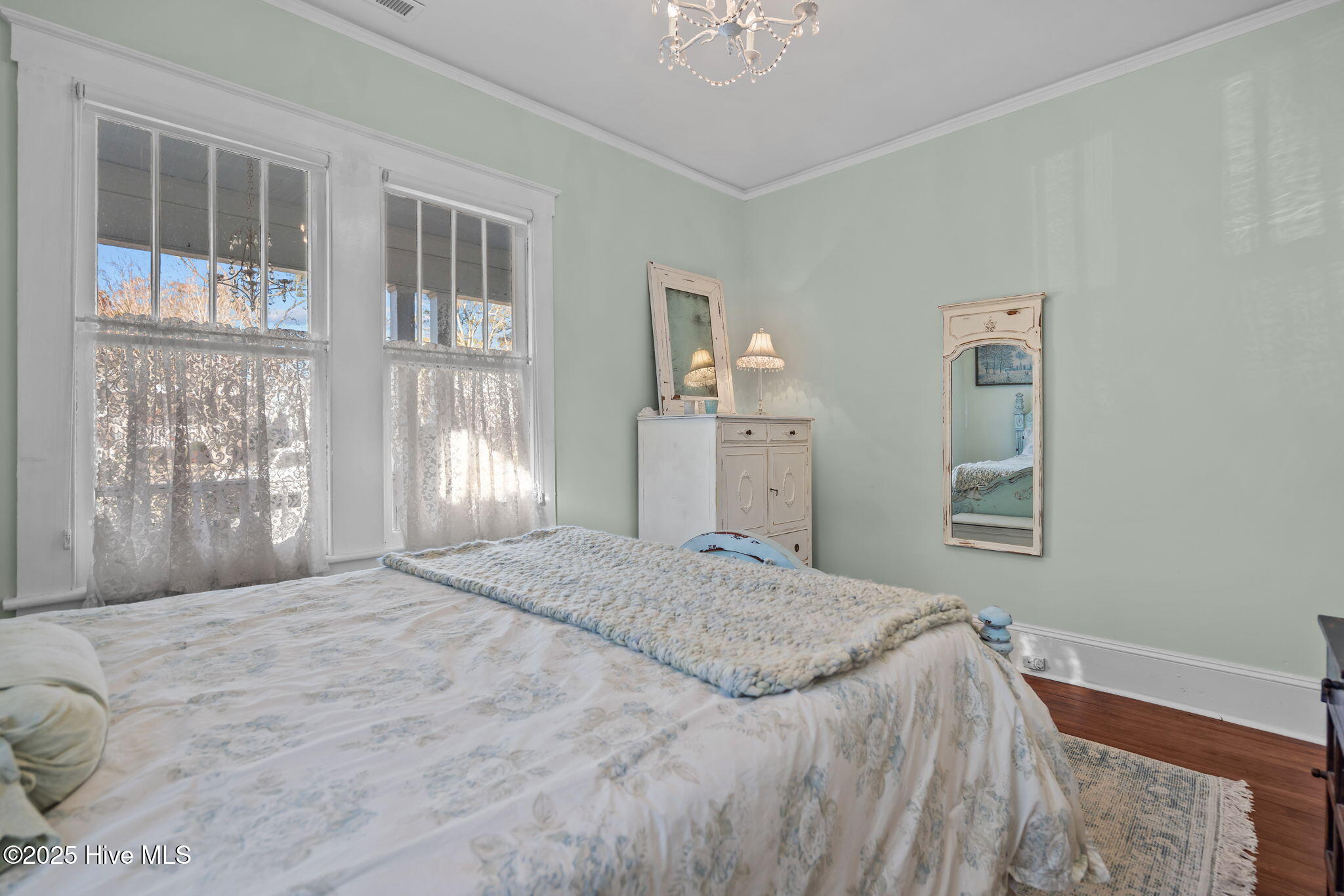 100546633 | Photo 10