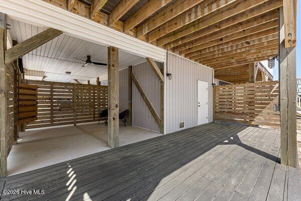 100564847 | Photo 36