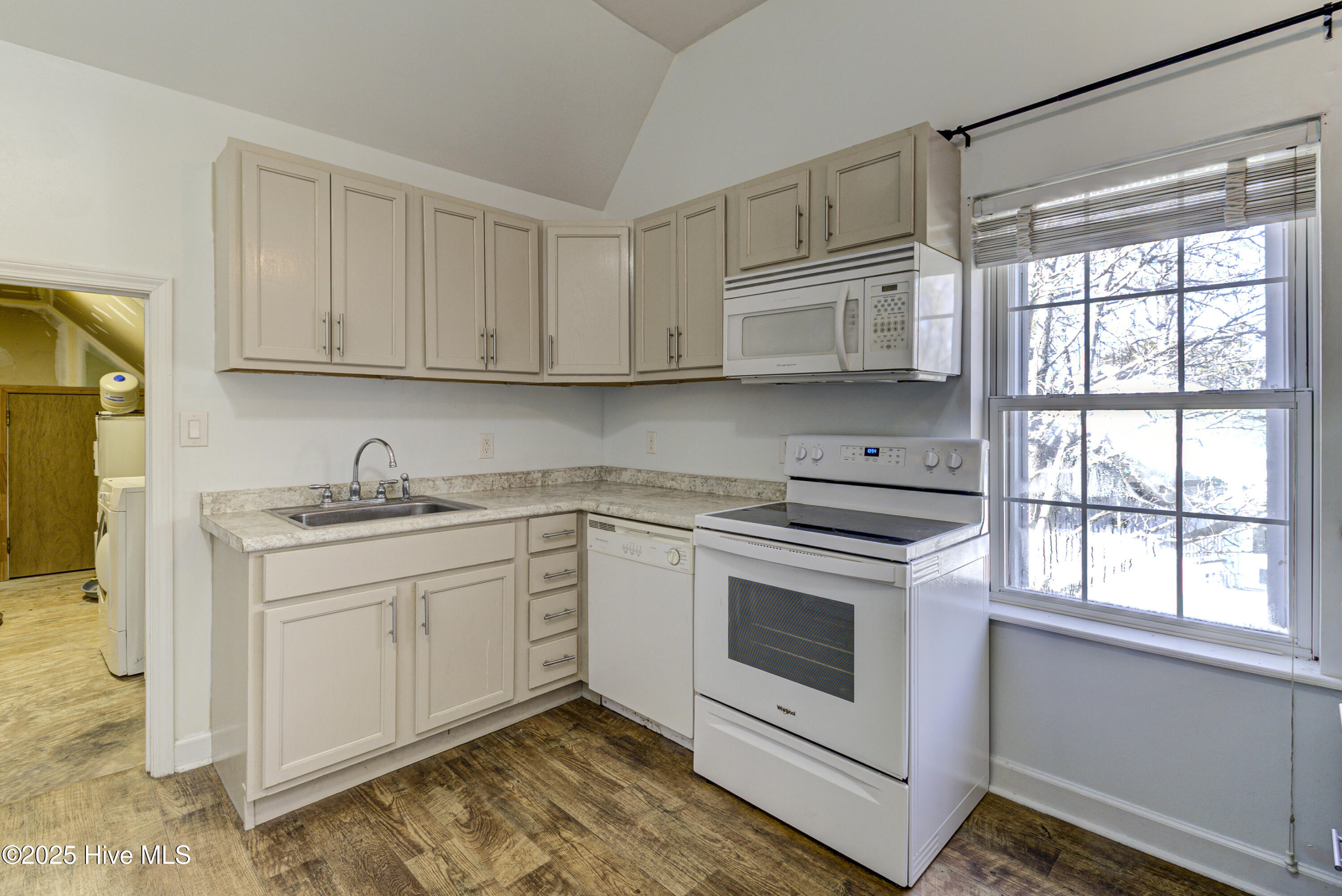 Shirley Johnson - MLS Number: 100576897