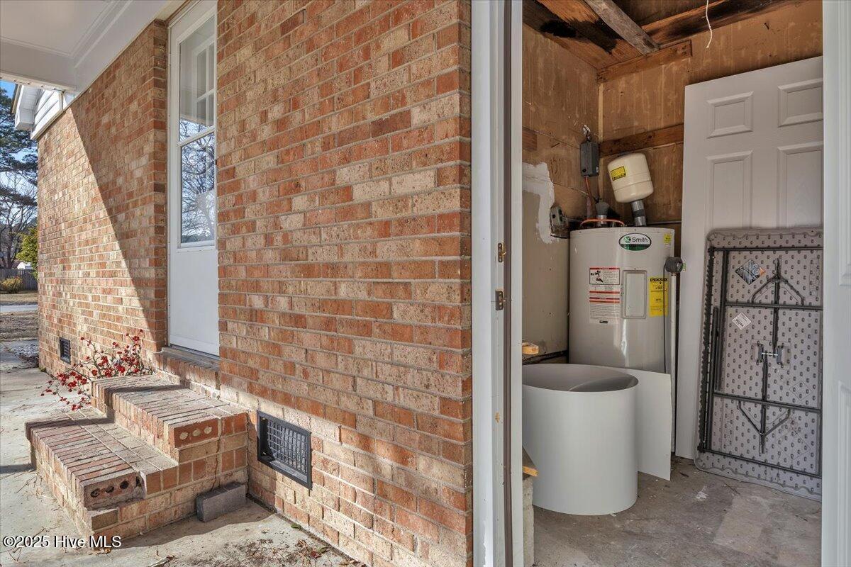 122 Carolina Circle, Jacksonville, NC, 28546