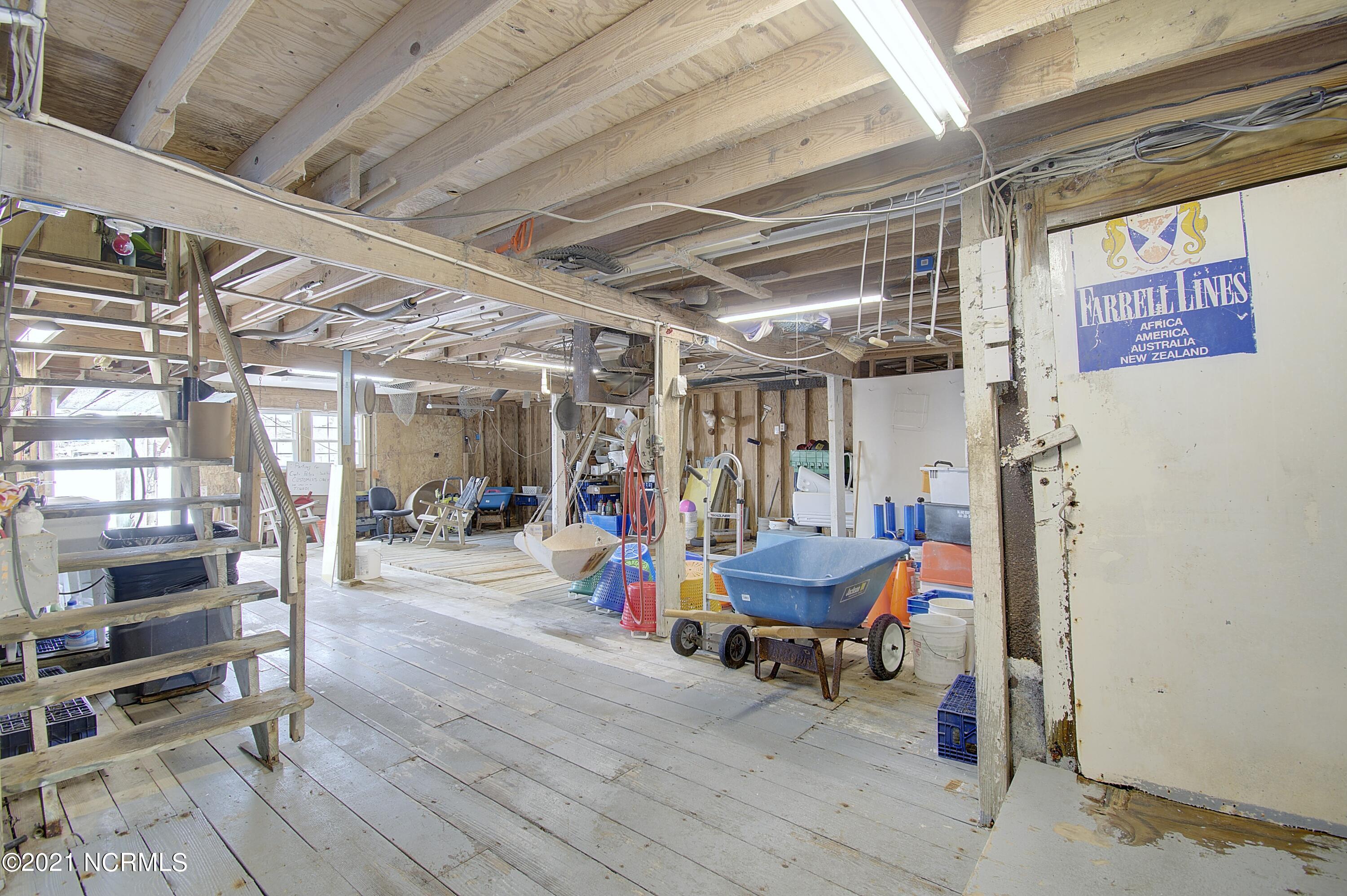 100502162 | Photo 127