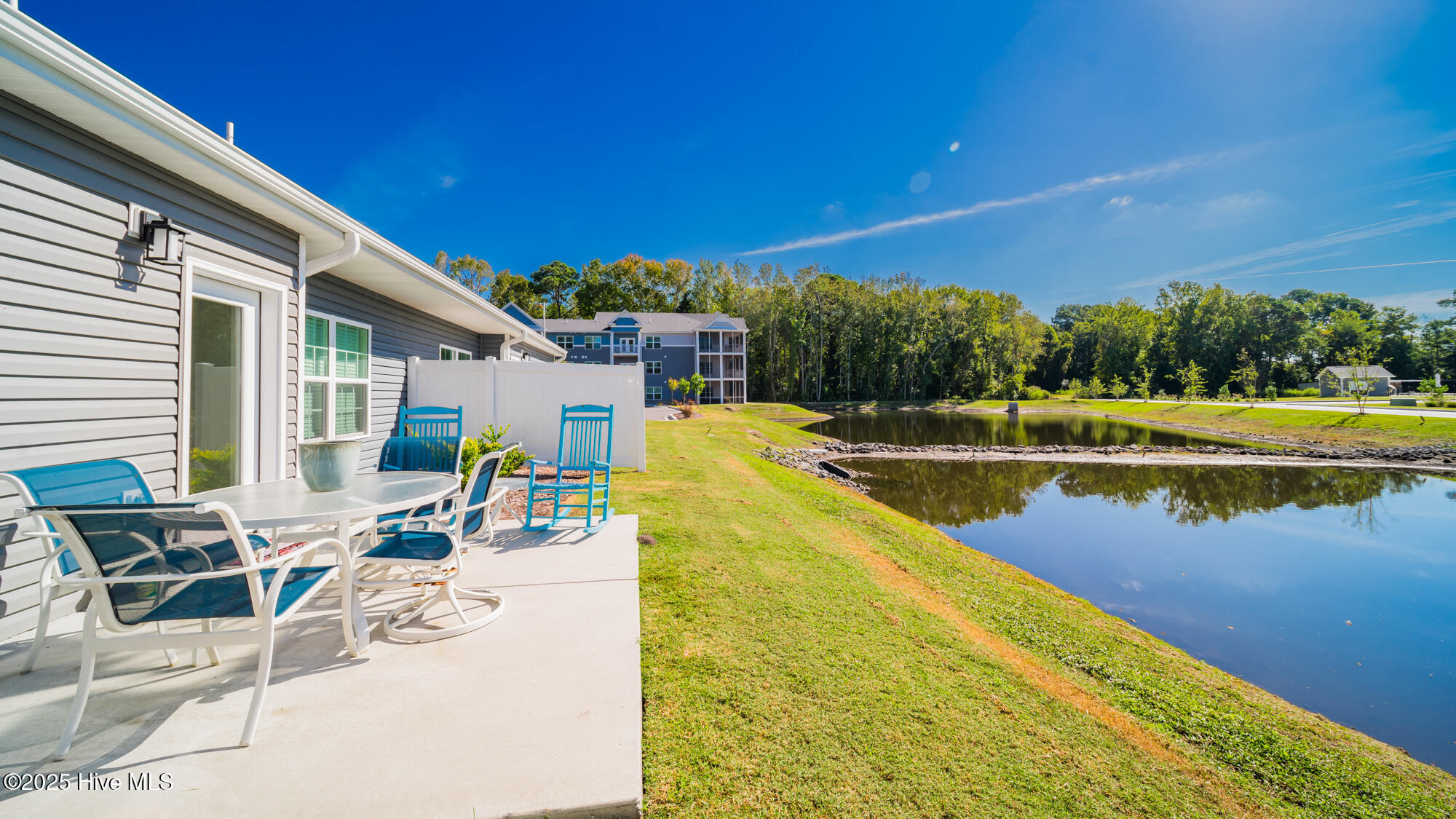 100532621 | Photo 22