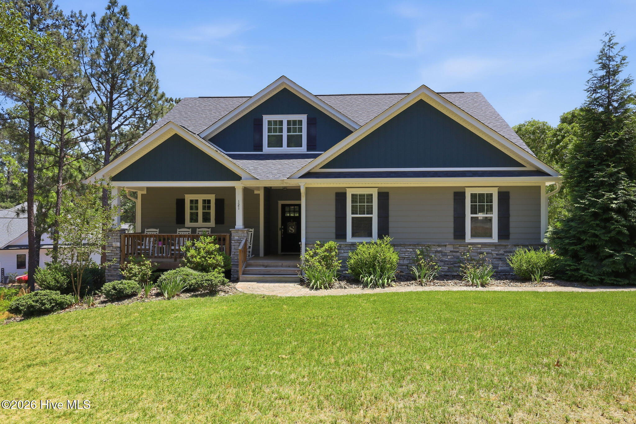 121 Longleaf, West End, North Carolina, 4 Bedrooms Bedrooms, 8 Rooms Rooms,4 BathroomsBathrooms,Single family residence,For sale,Longleaf,100563930
