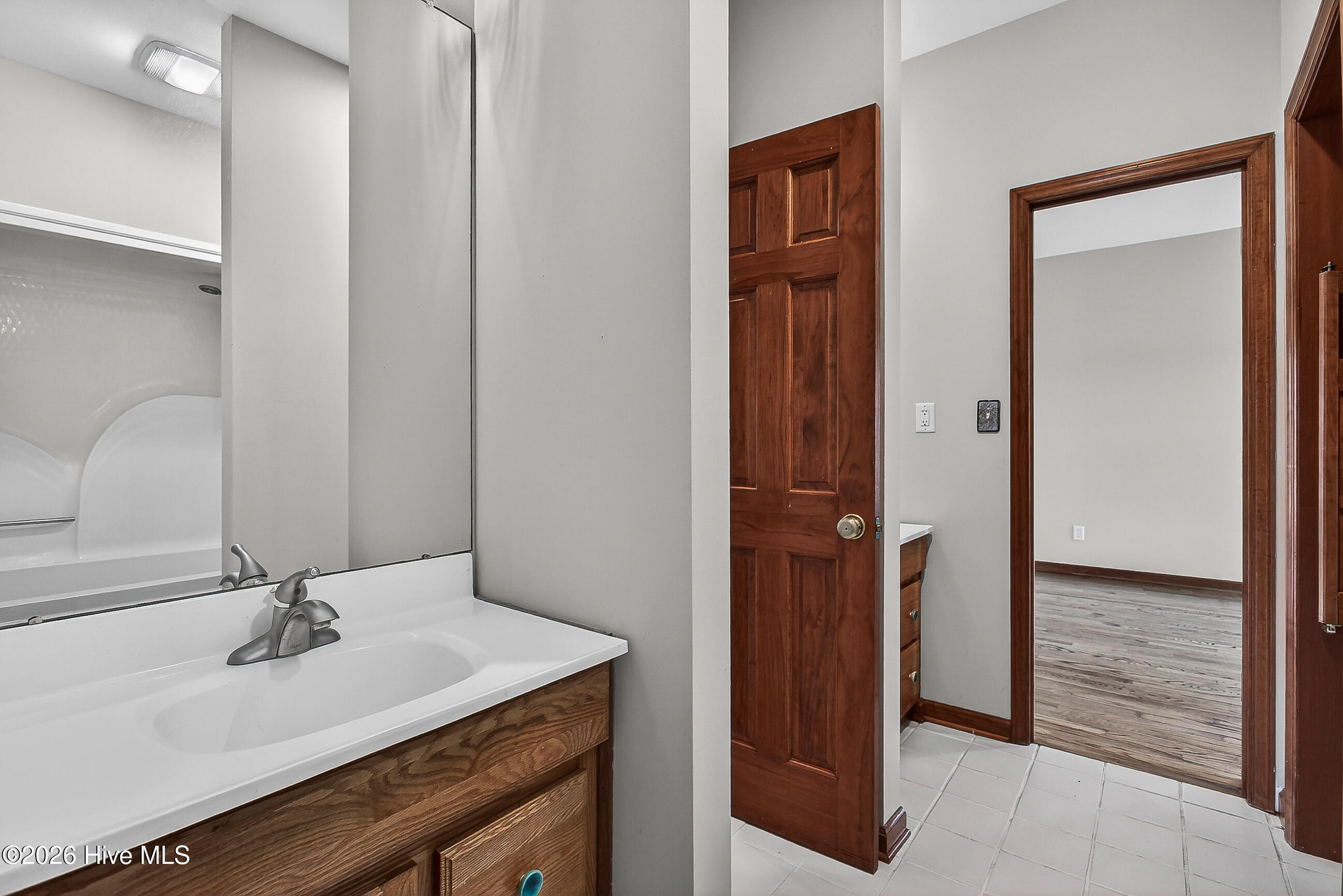 2732 White Oak River Road,Maysville