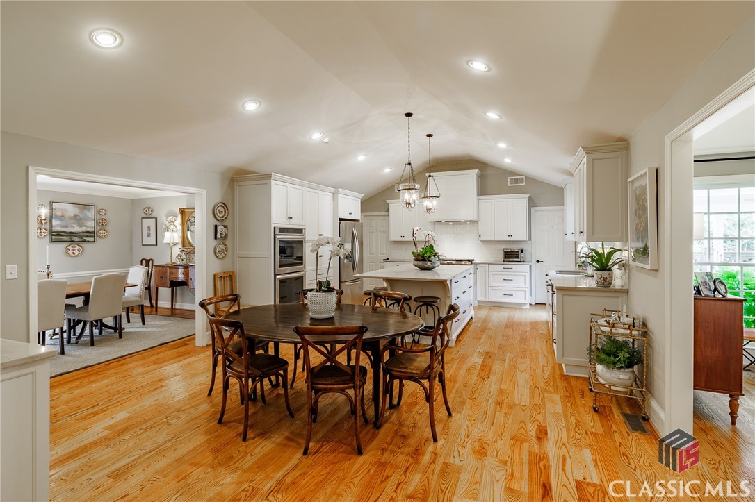 1060 Woodhollow Lane