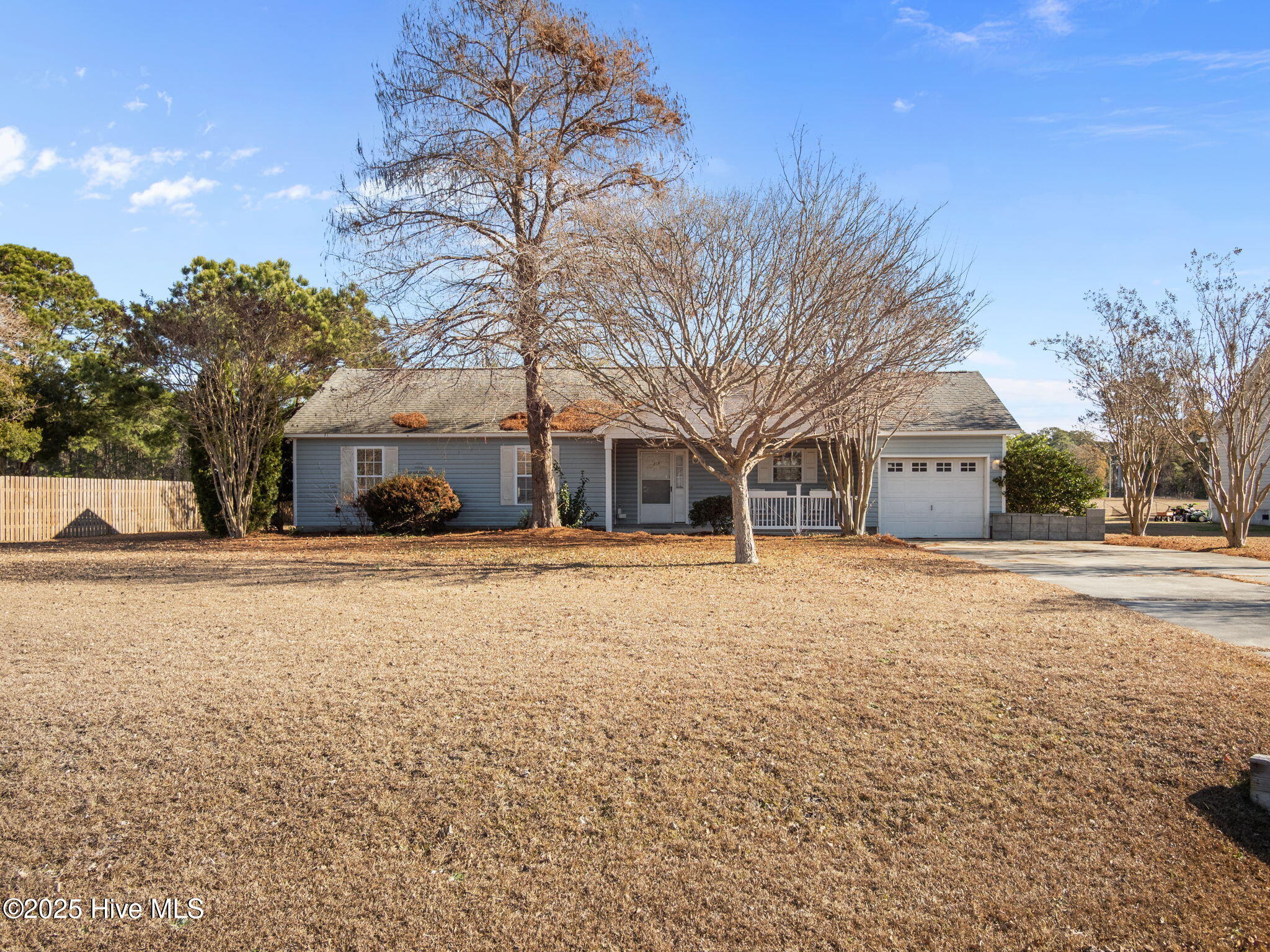 100545105 | Photo 52