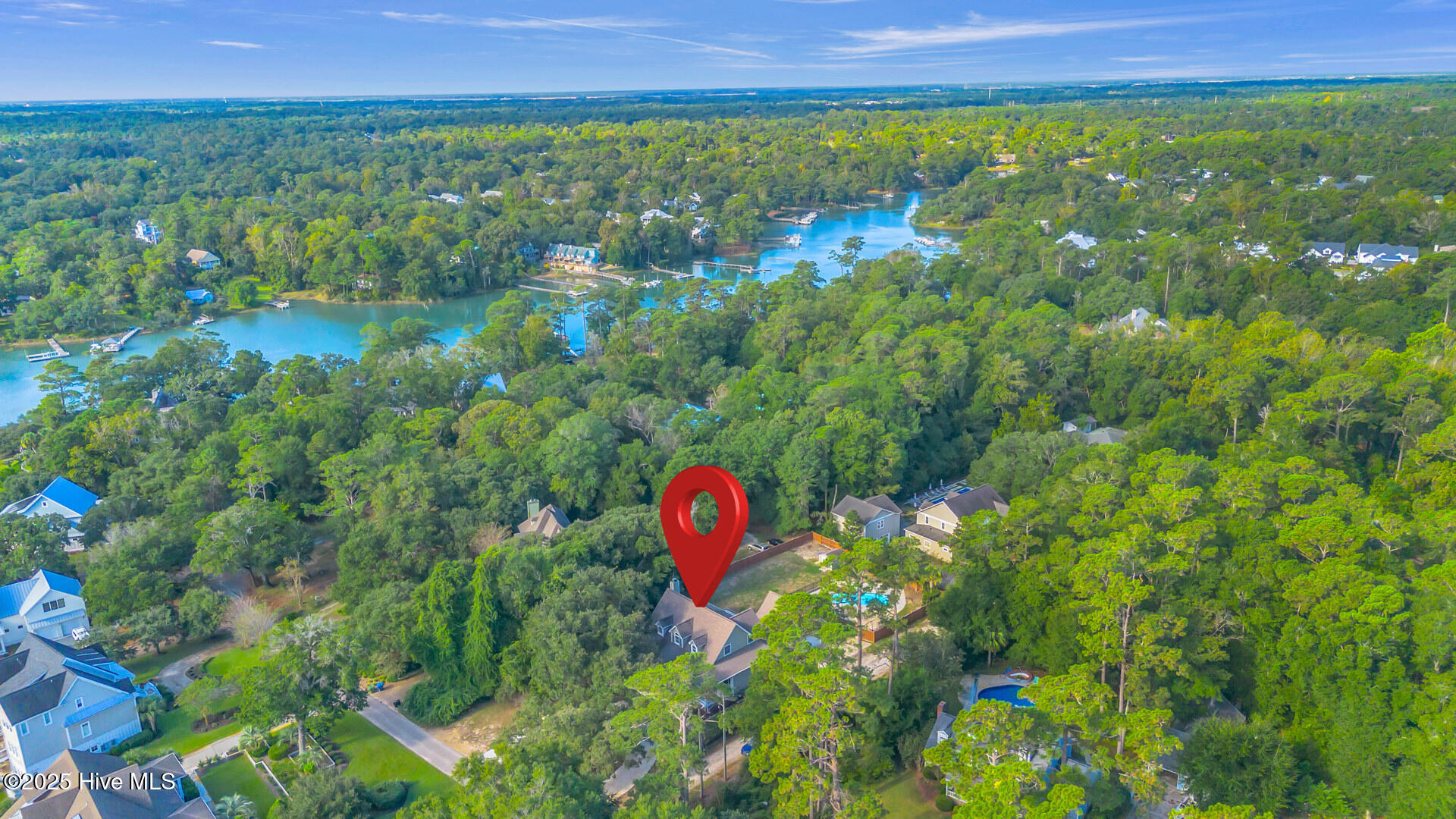 100532167 | Photo 77