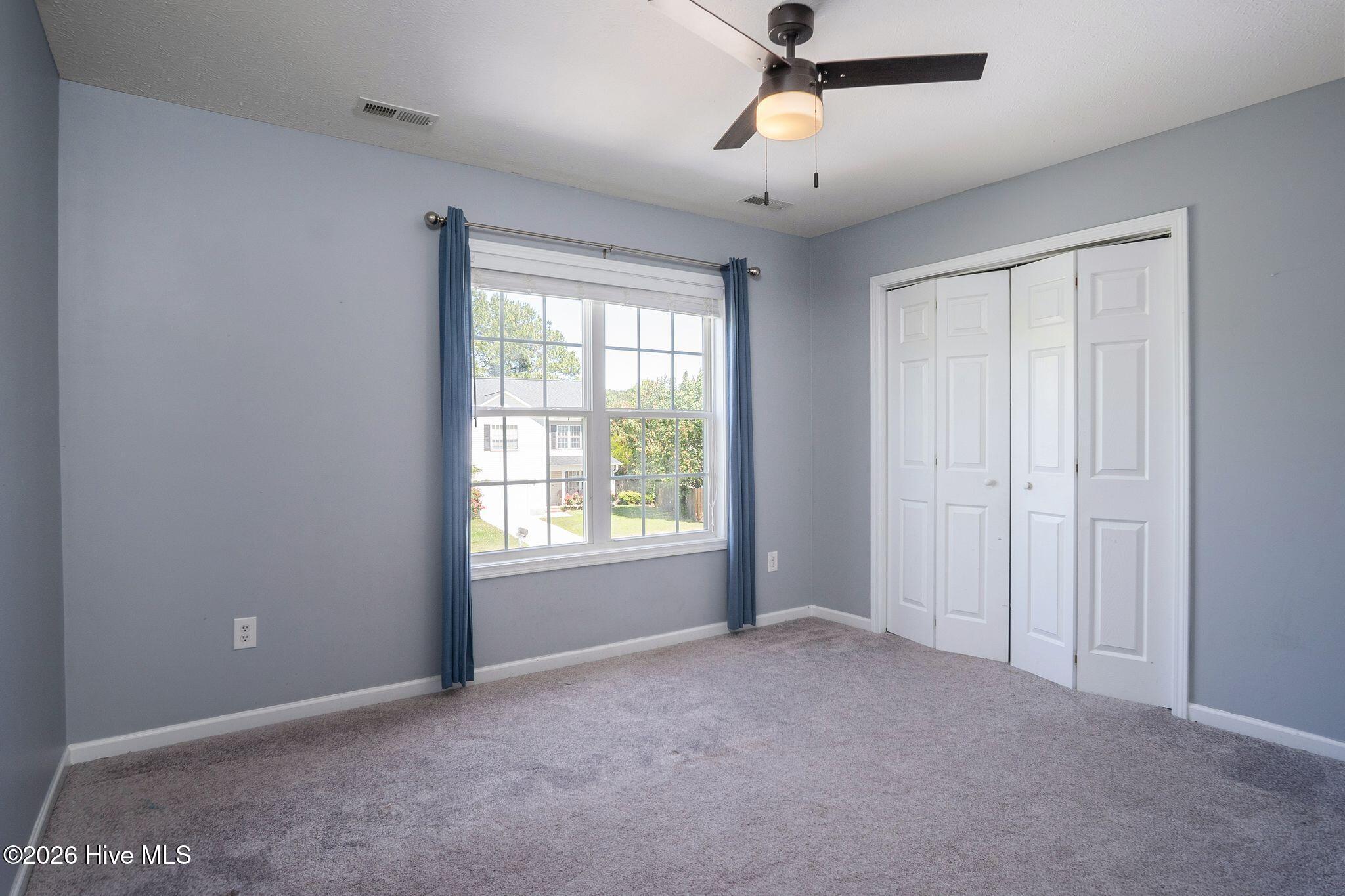 100569961 | Photo 35