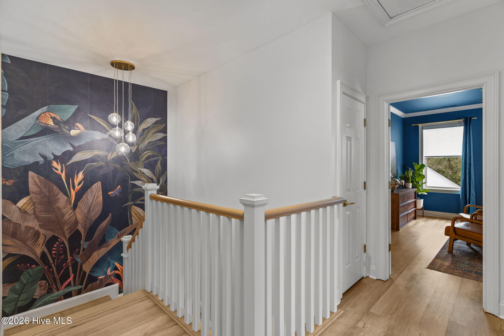 100557264 | Photo 25