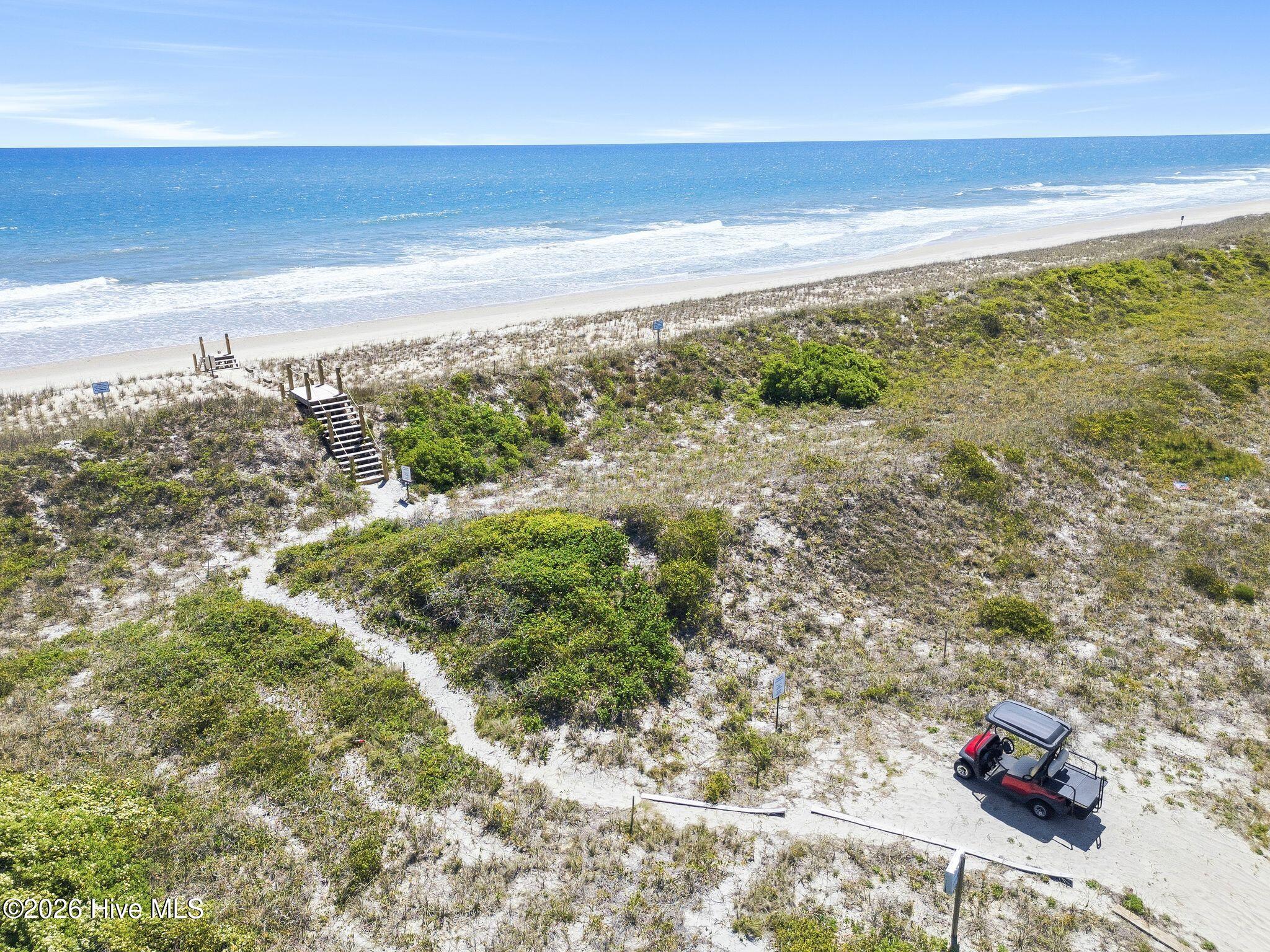 100569349 | Photo 121