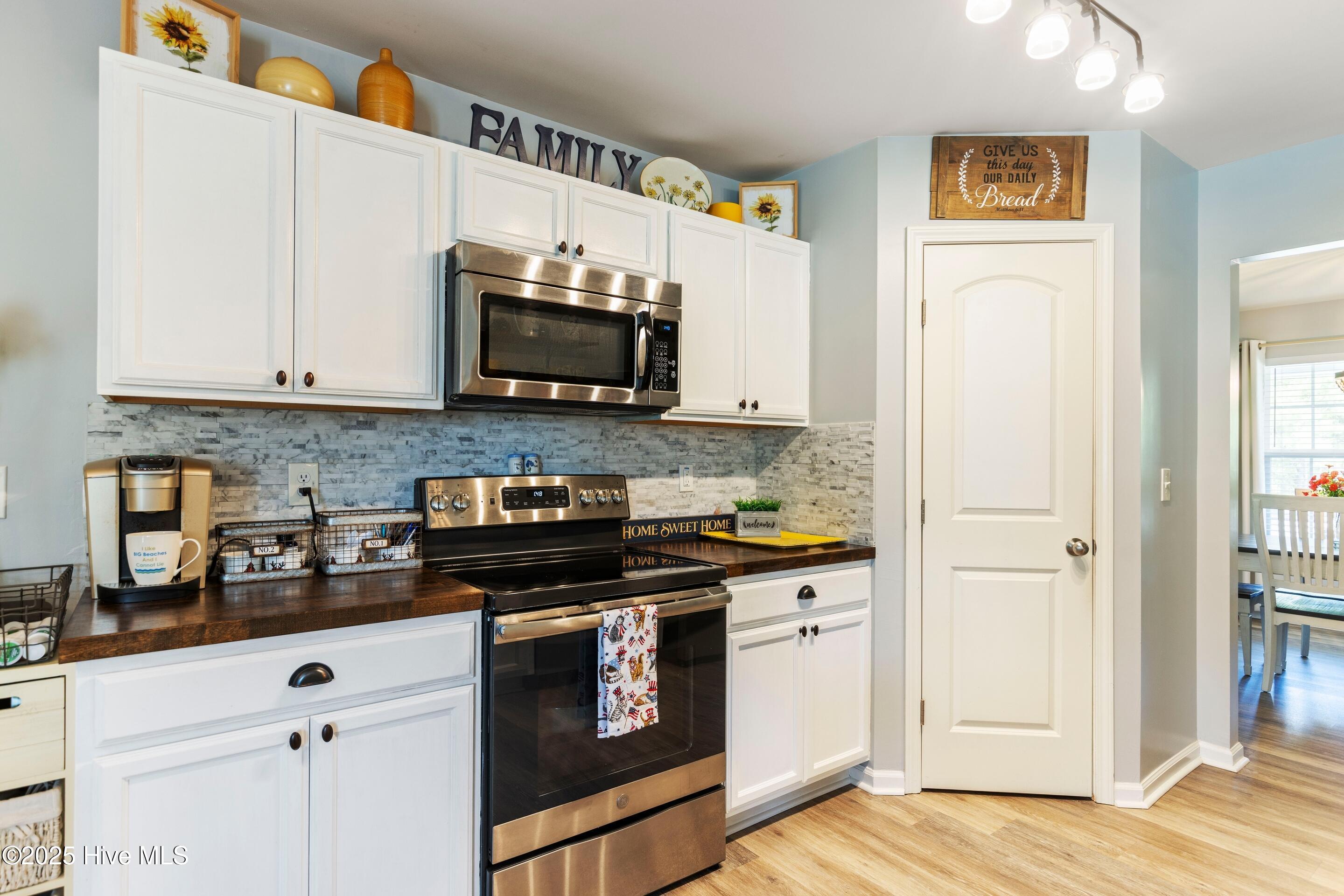 100527651 | Photo 15