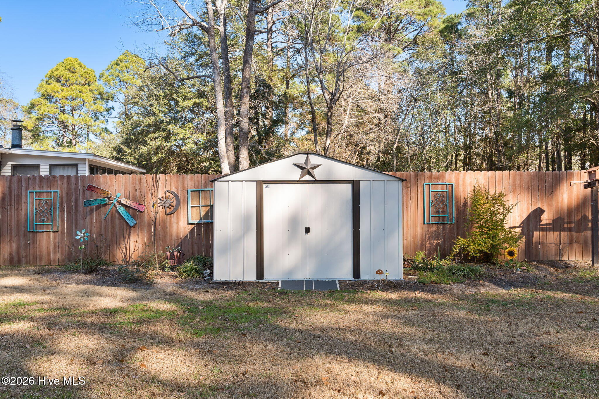 100549816 | Photo 27