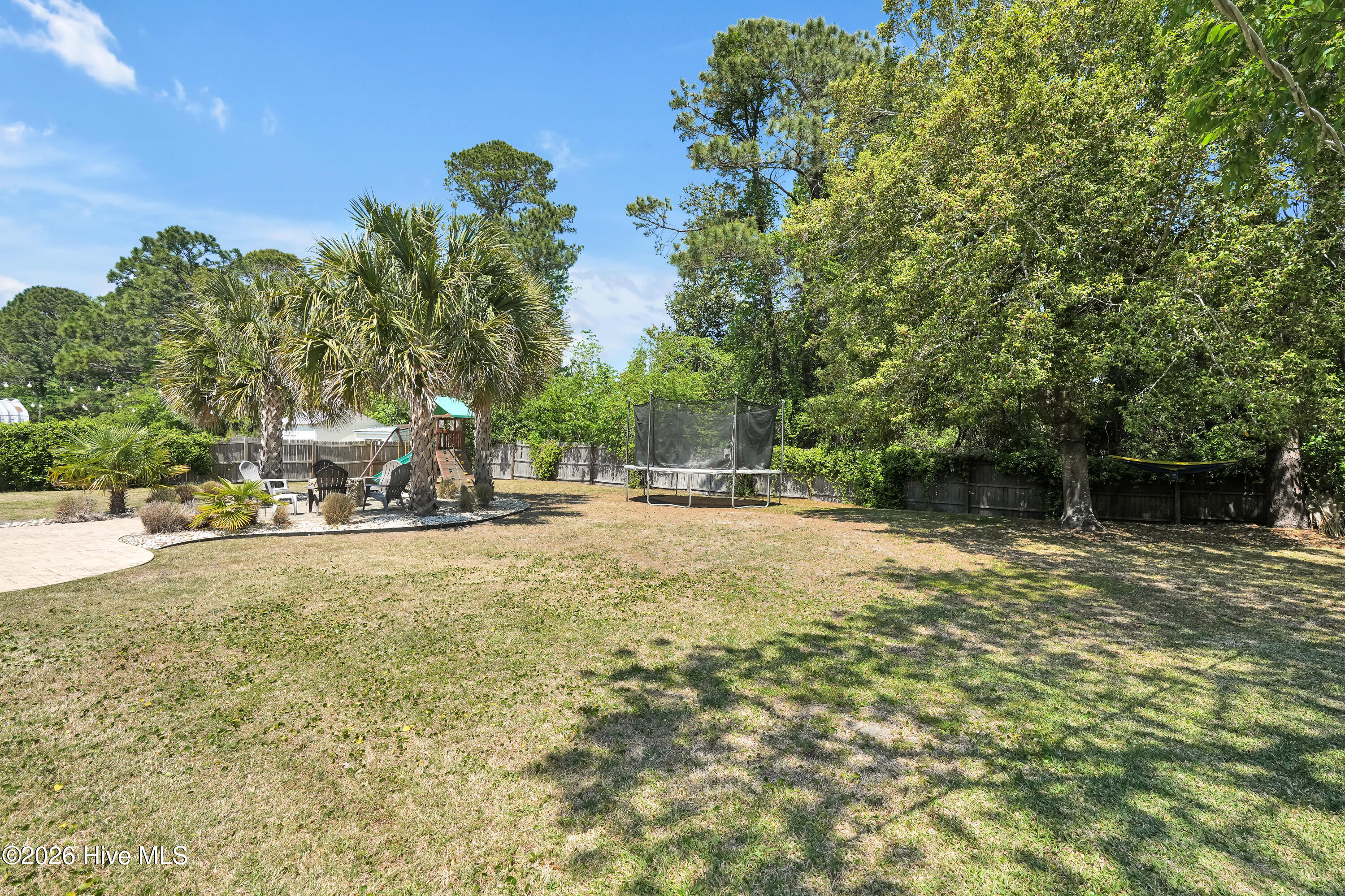 100567428 | Photo 26