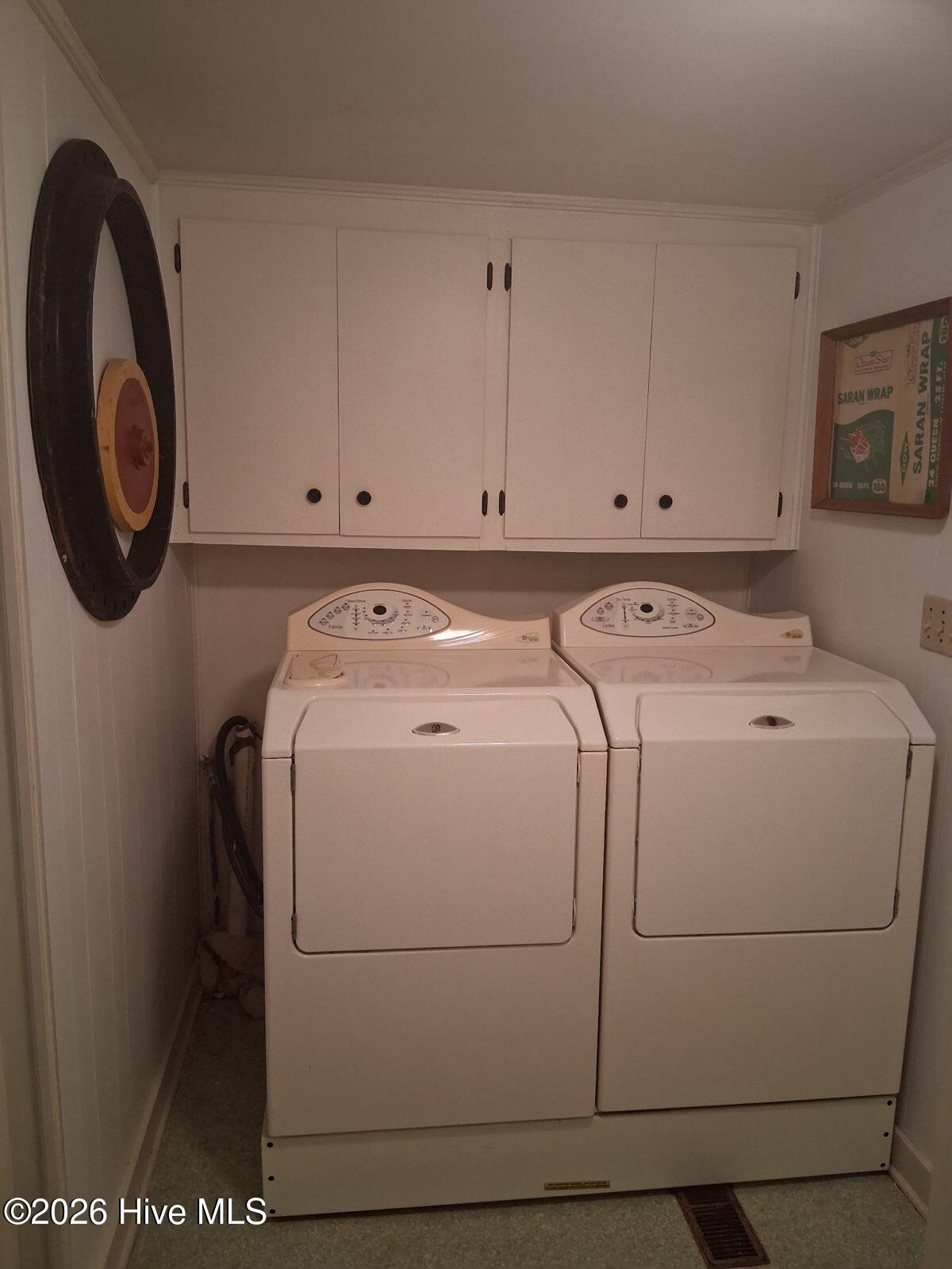 100588609 | Photo 12