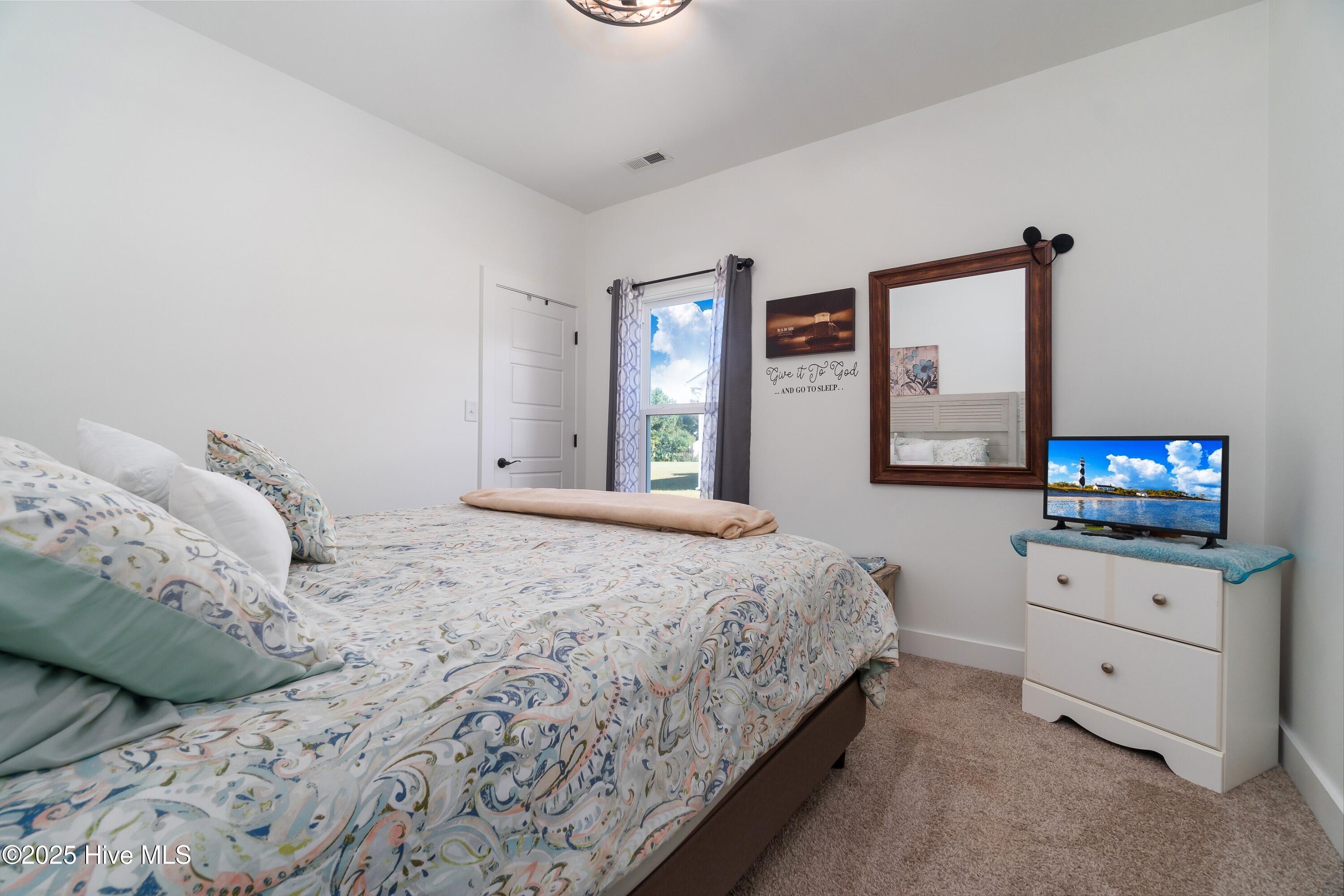 124 S Brightleaf Drive, Minnesott Beach, NC, 28510