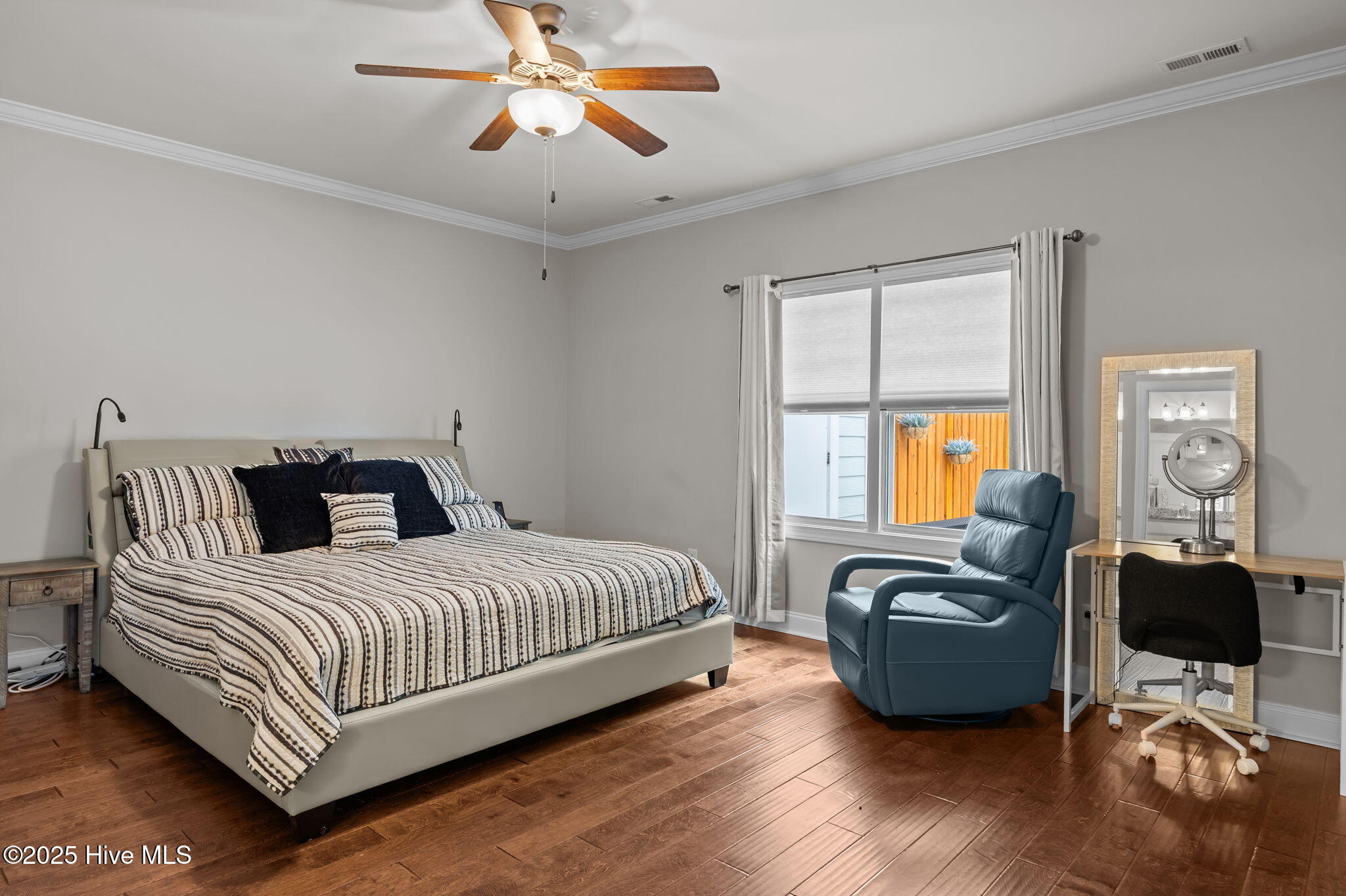 100536658 | Photo 29