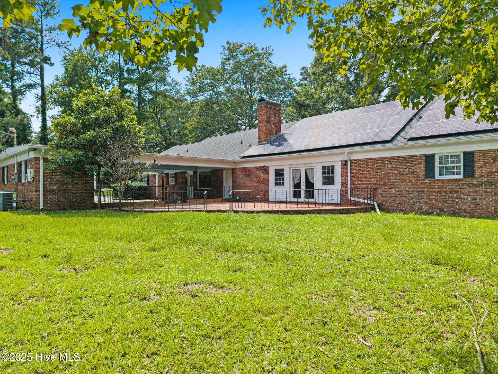 100526462 | Photo 61