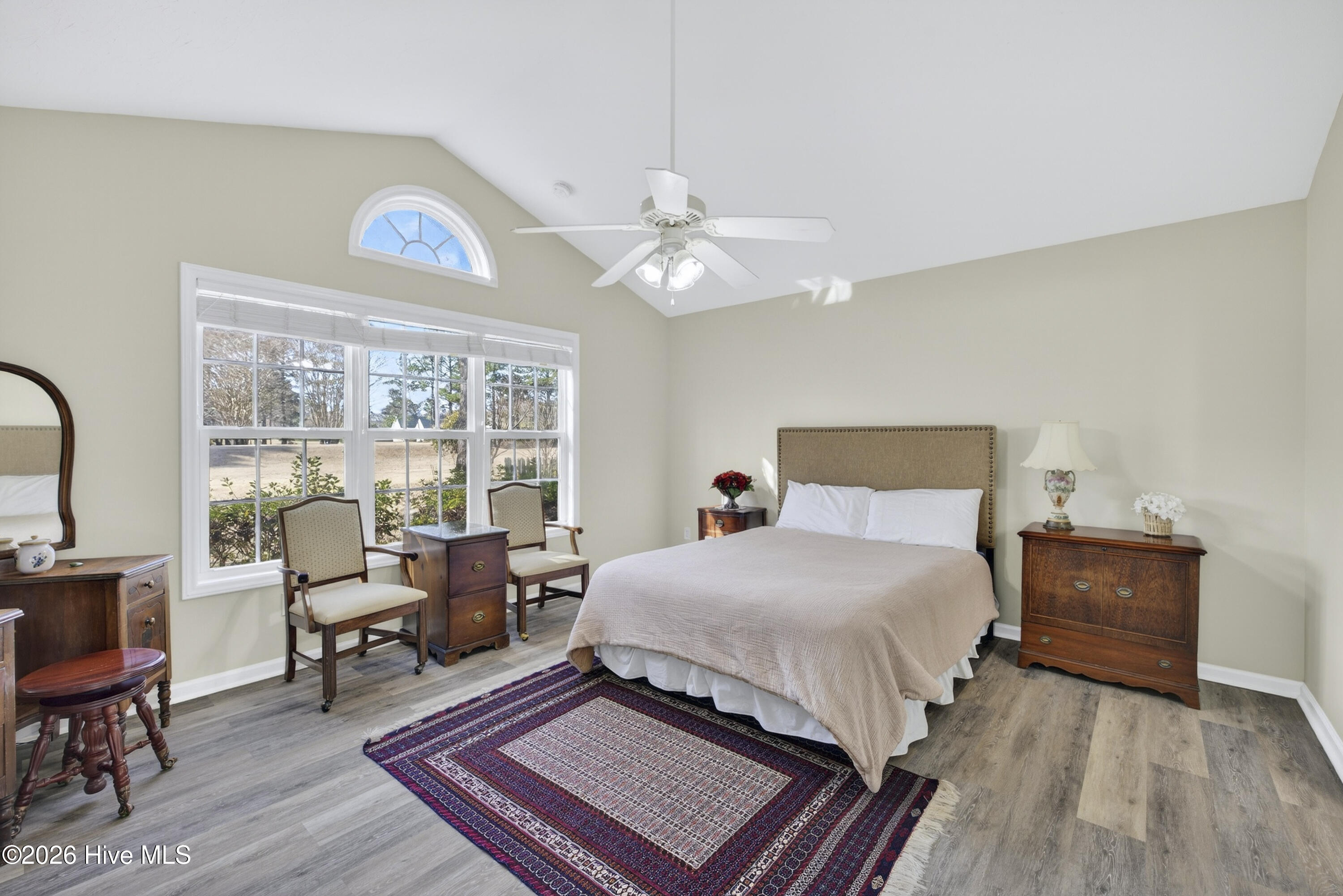 100553252 | Photo 16