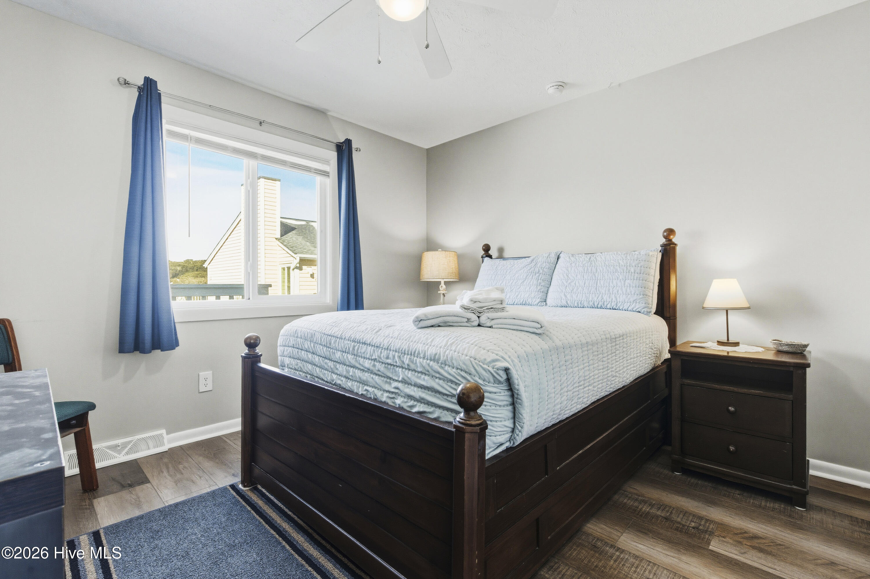 100552987 | Photo 22