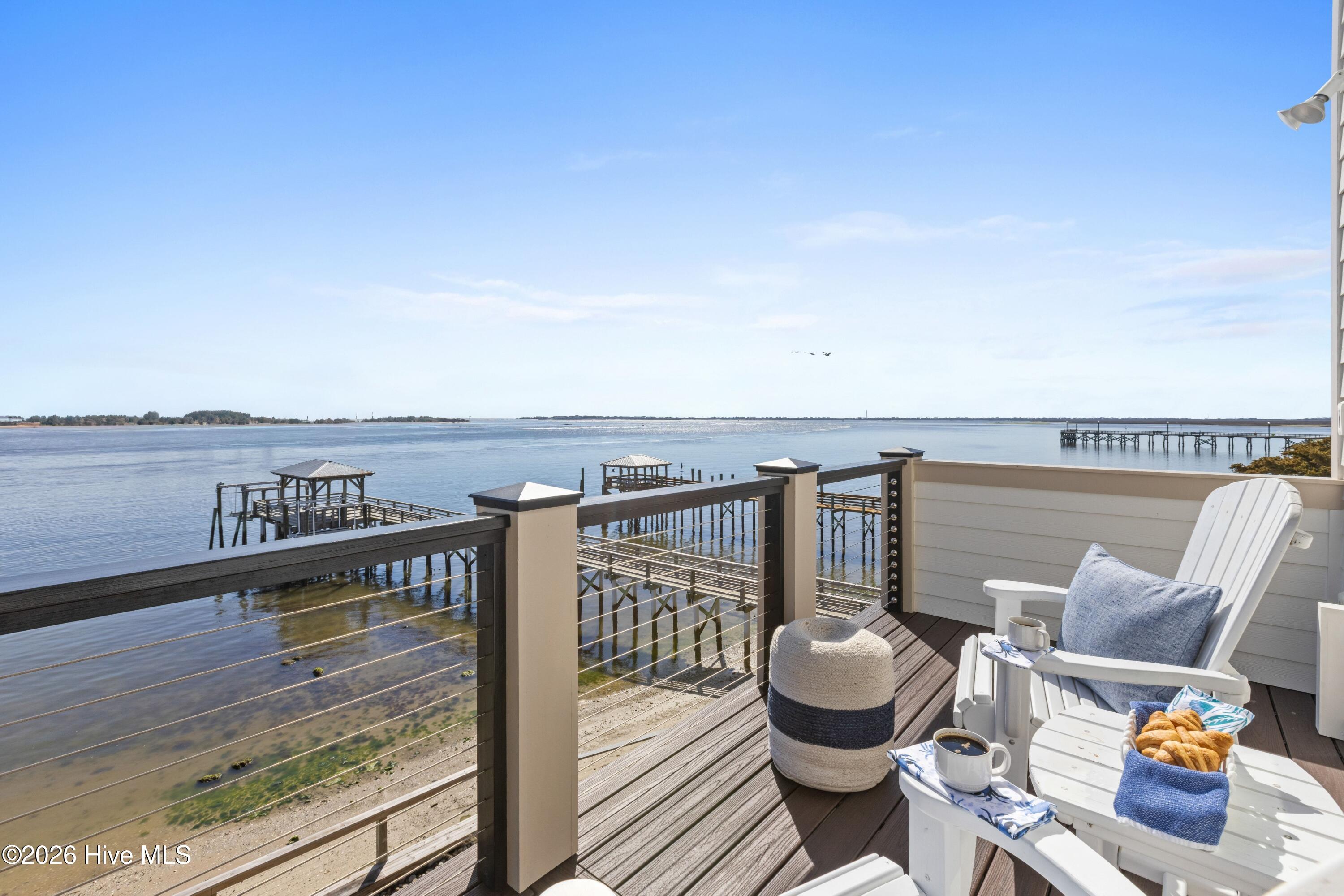 100556008 | Photo 29