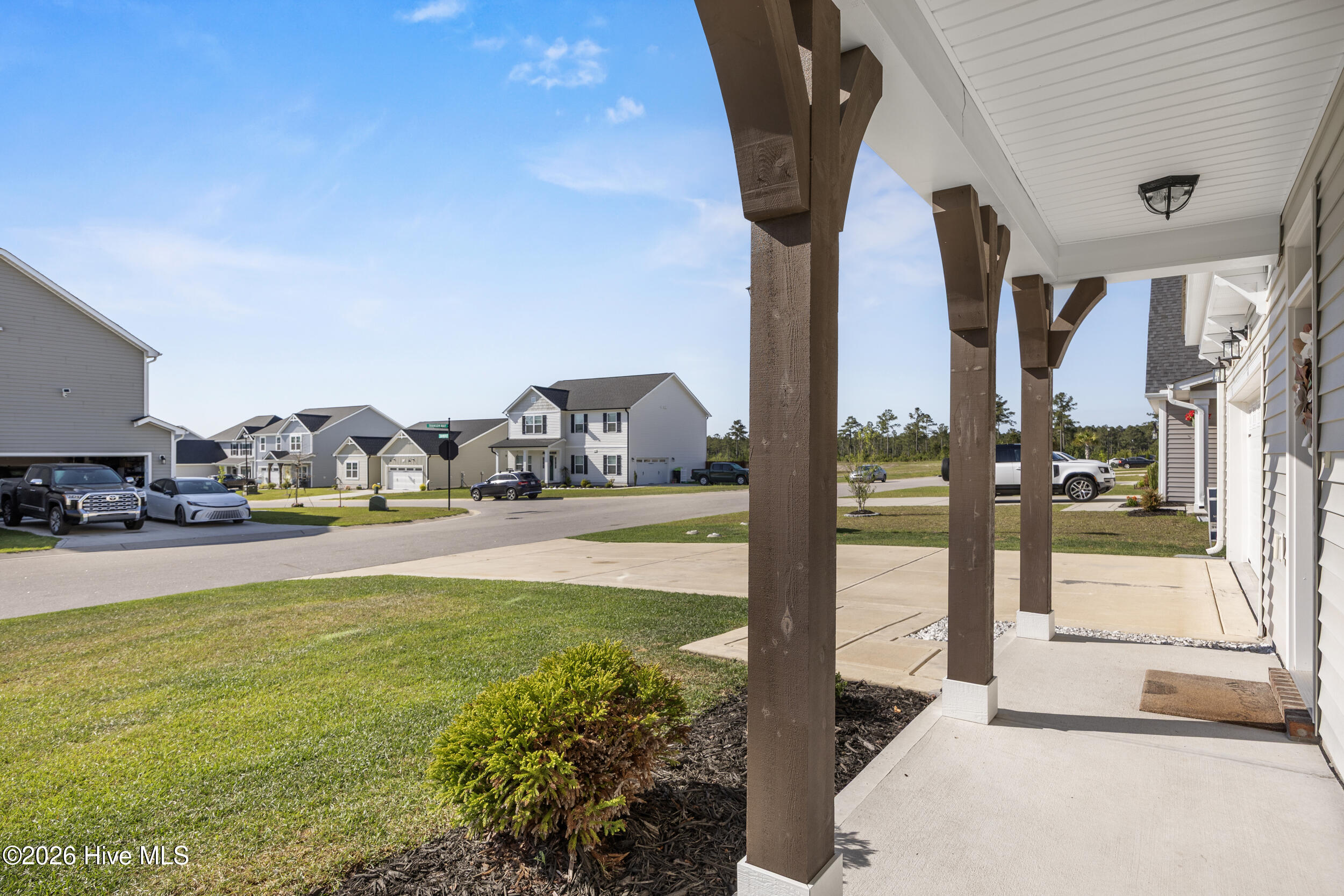 100569067 | Photo 55