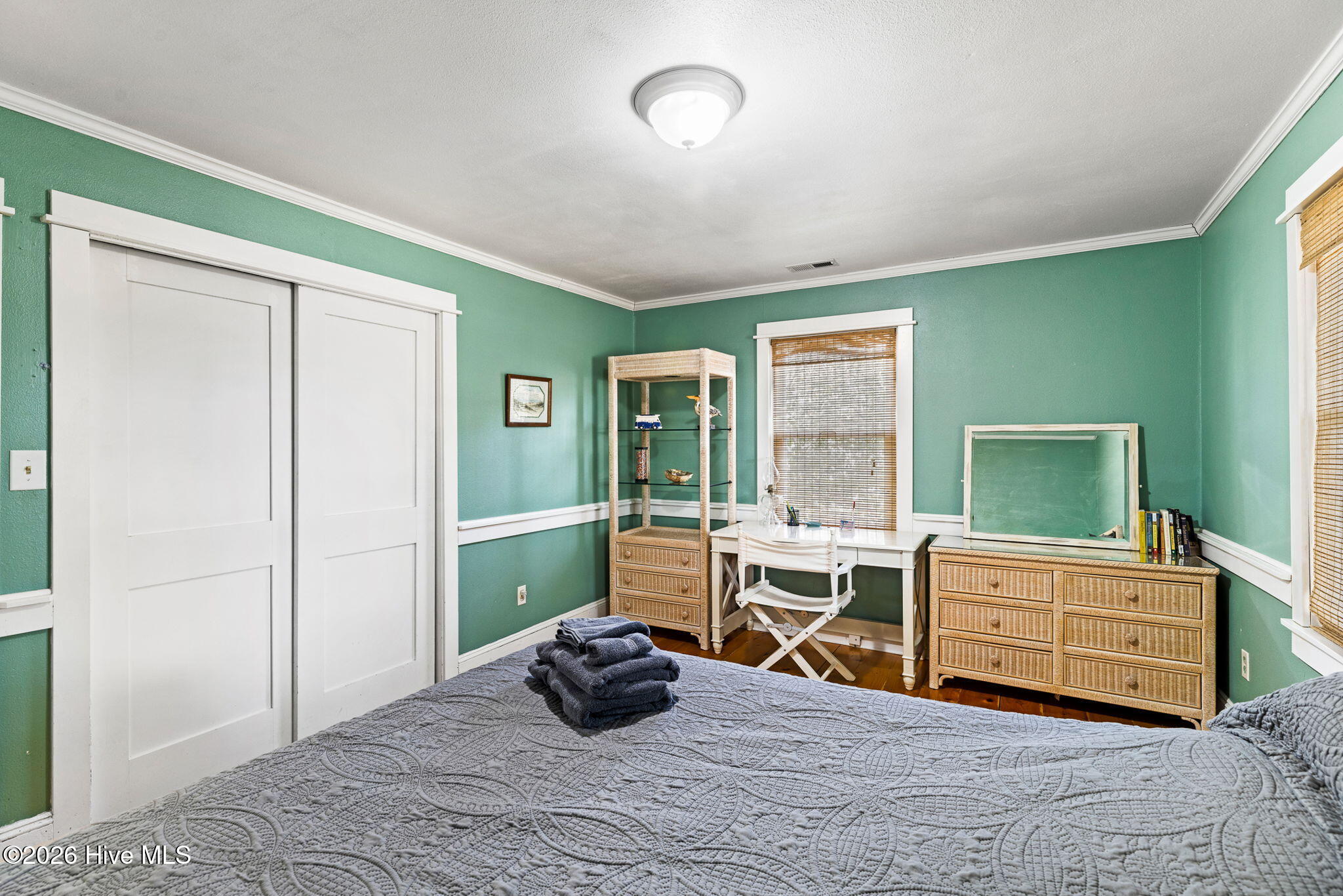 100557713 | Photo 26