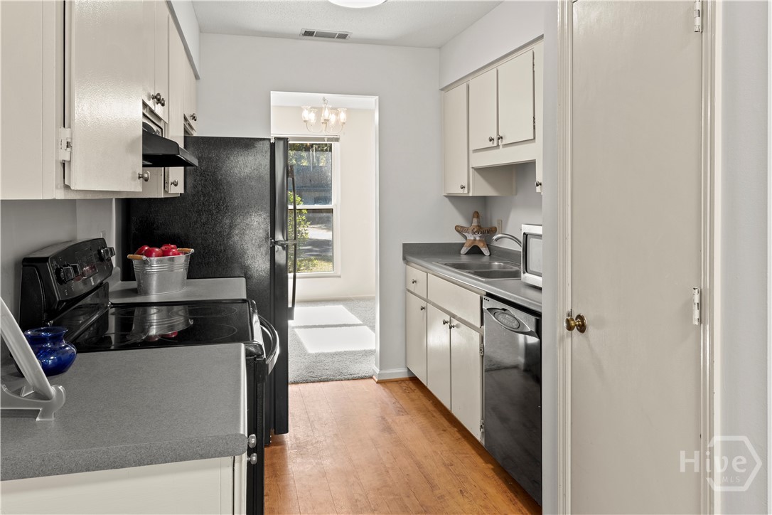 Homes for sale in Savannah, GA | 16 Cat Boat Pl, Savannah, GA 31410 | MLS# SA343520