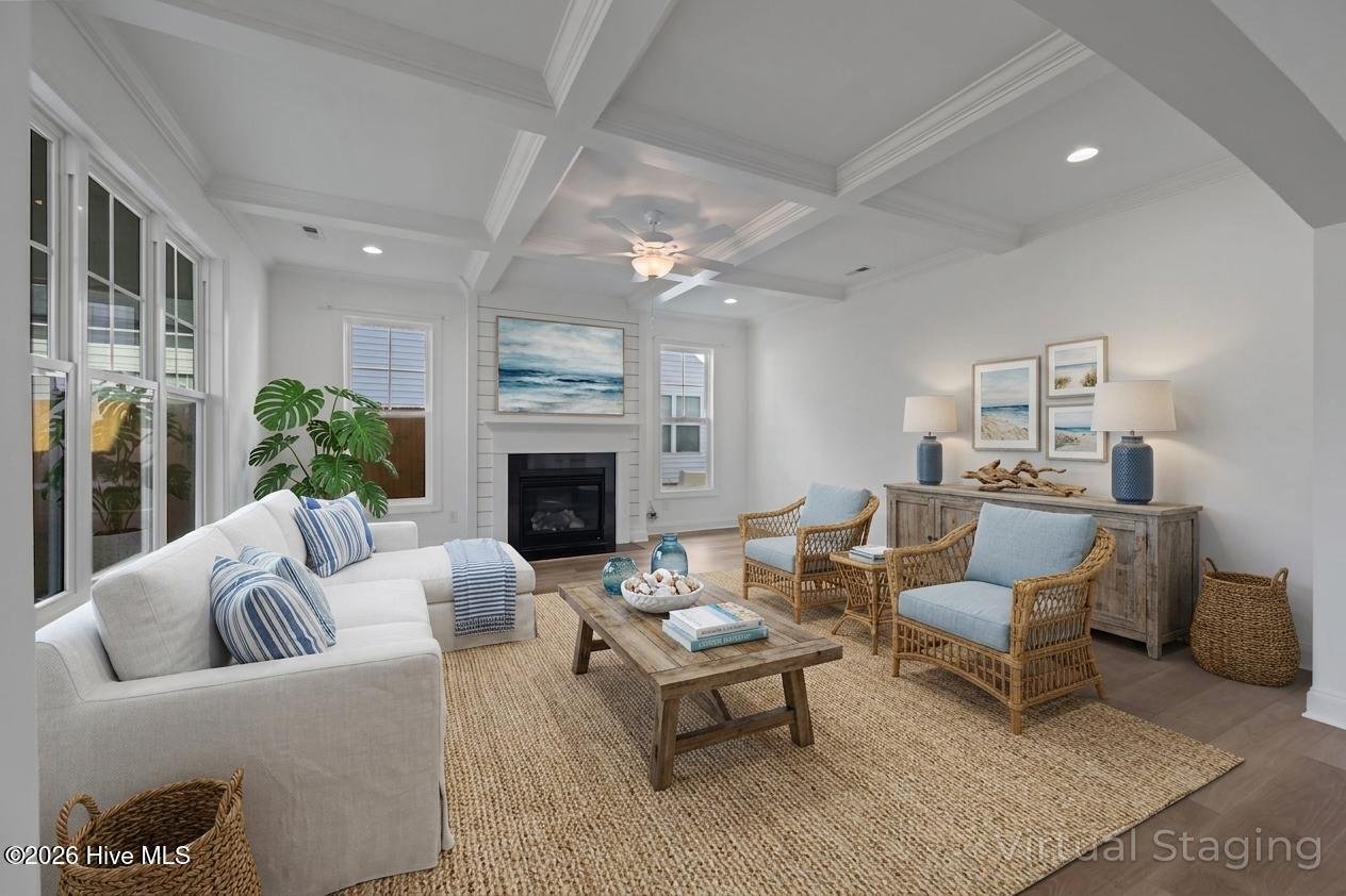 100567807 | Photo 18