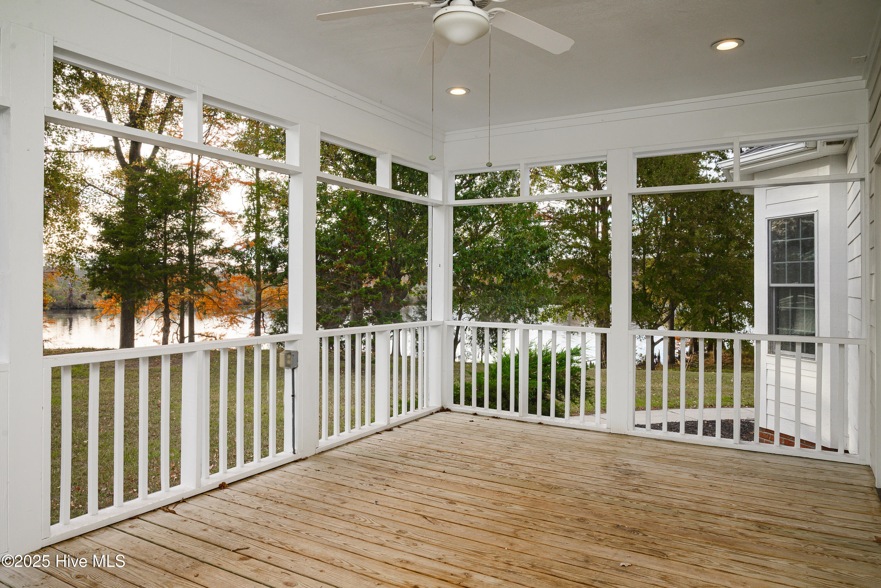 Screened Porch off of living room