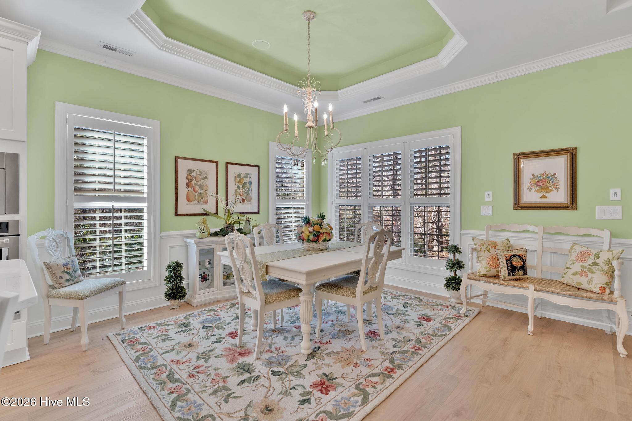 100552024 | Photo 19