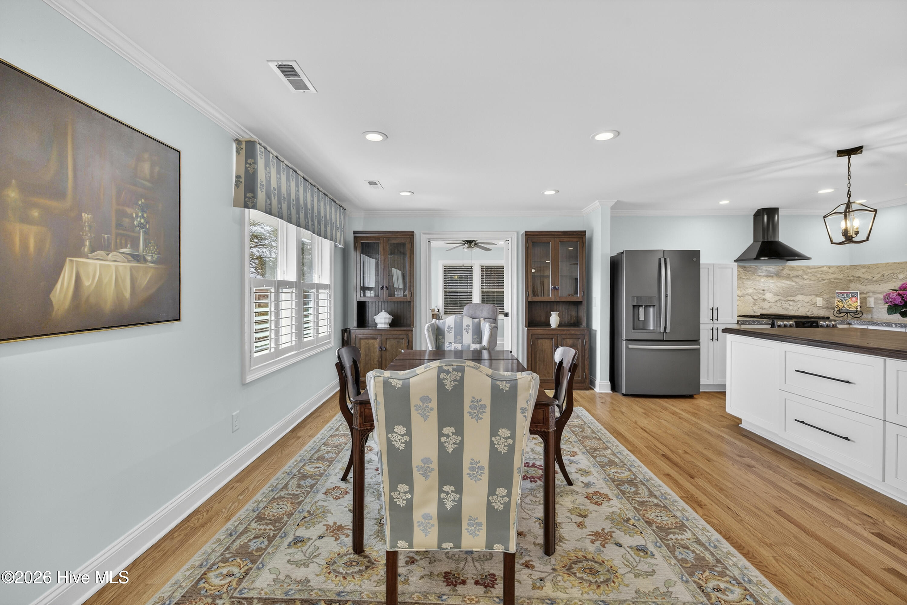 100559114 | Photo 20