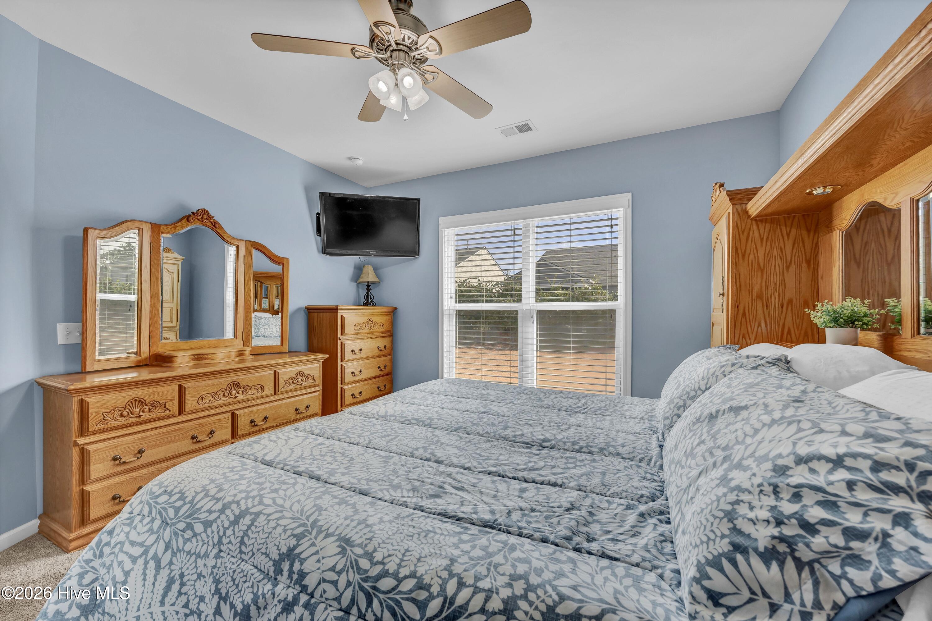 100553140 | Photo 18