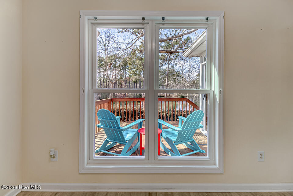 100553077 | Photo 18