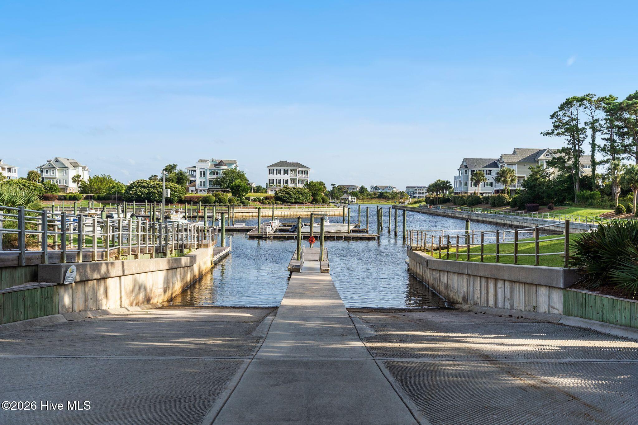 100562202 | Photo 21