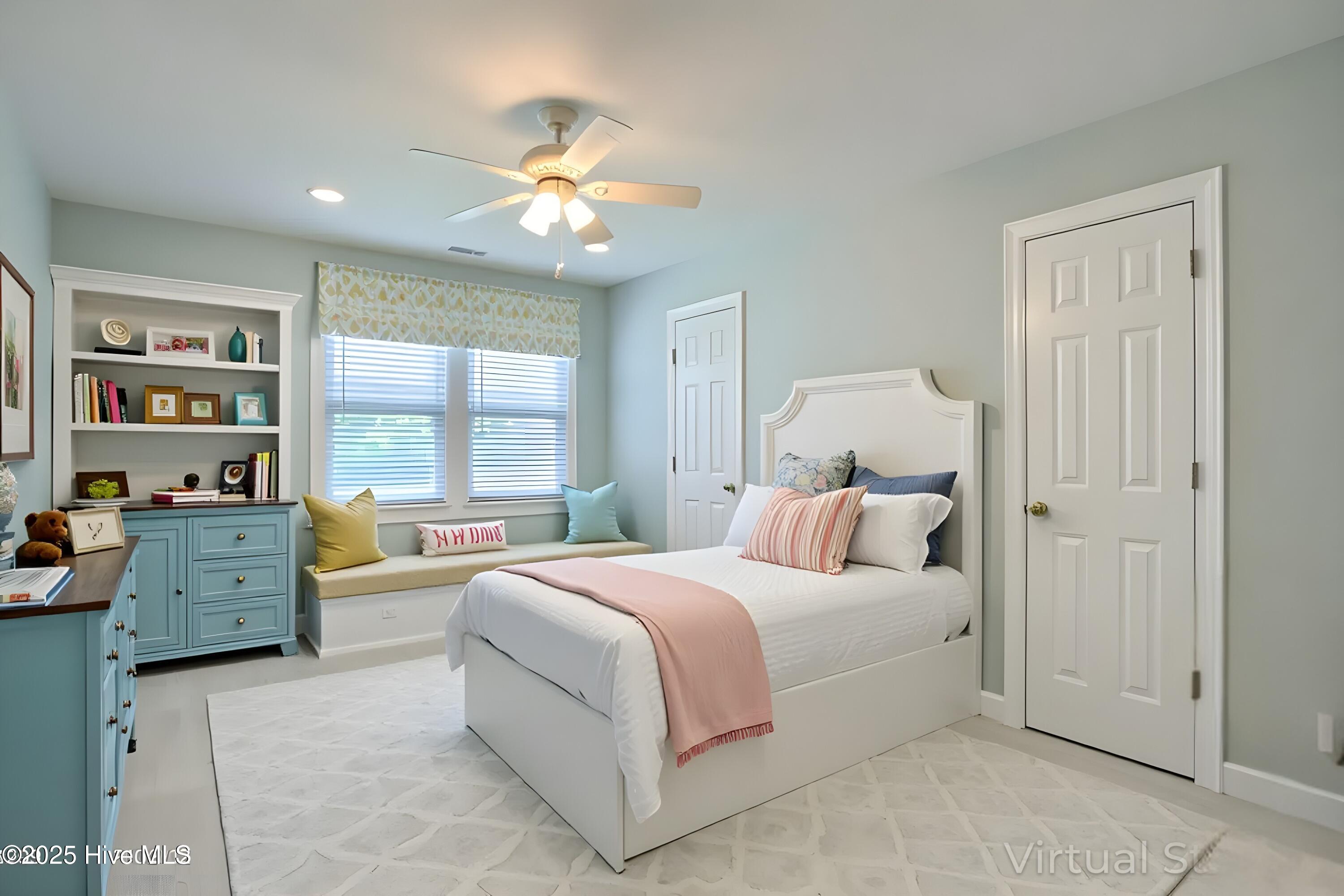 100515655 | Photo 32