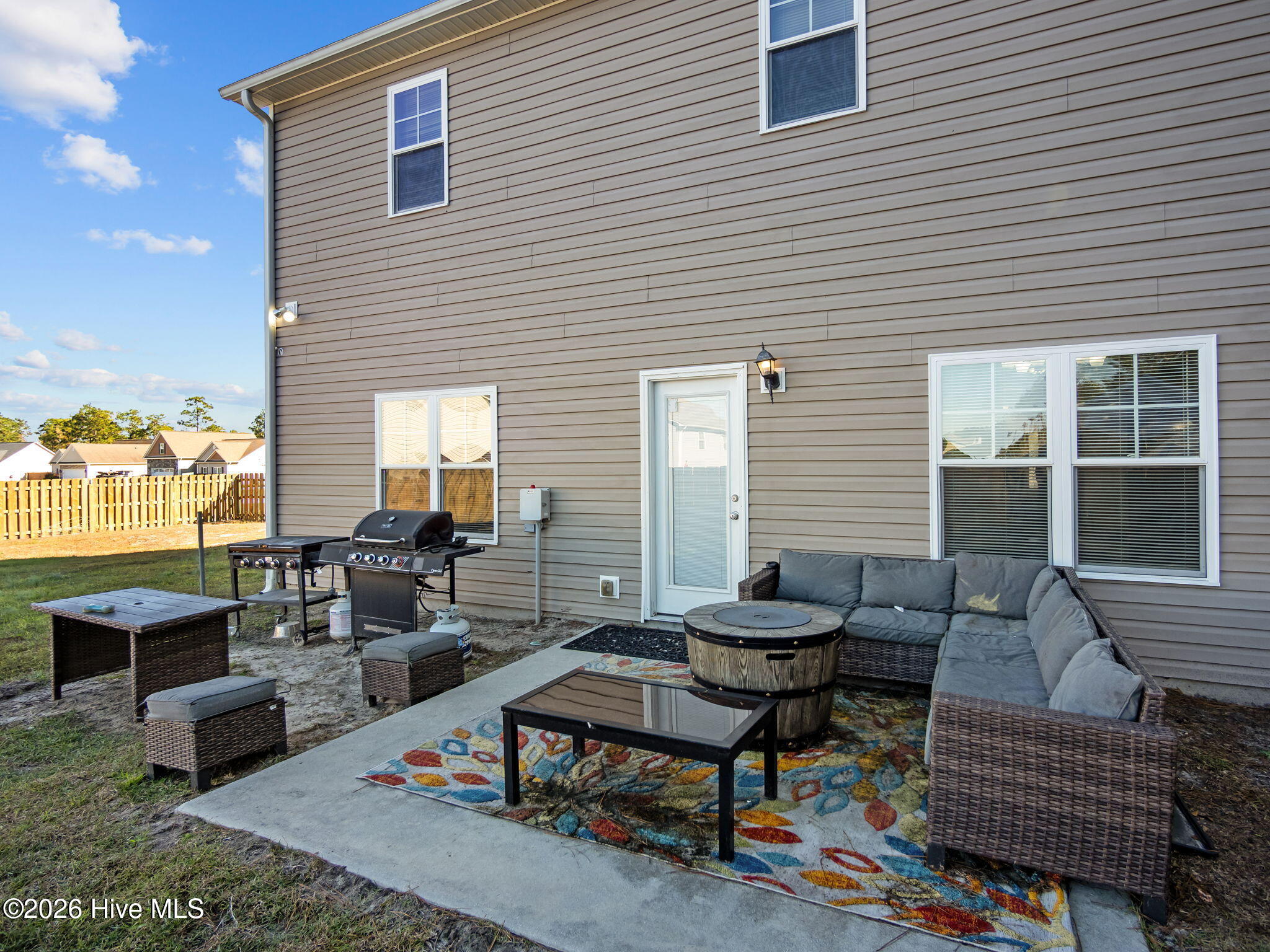 100549949 | Photo 41